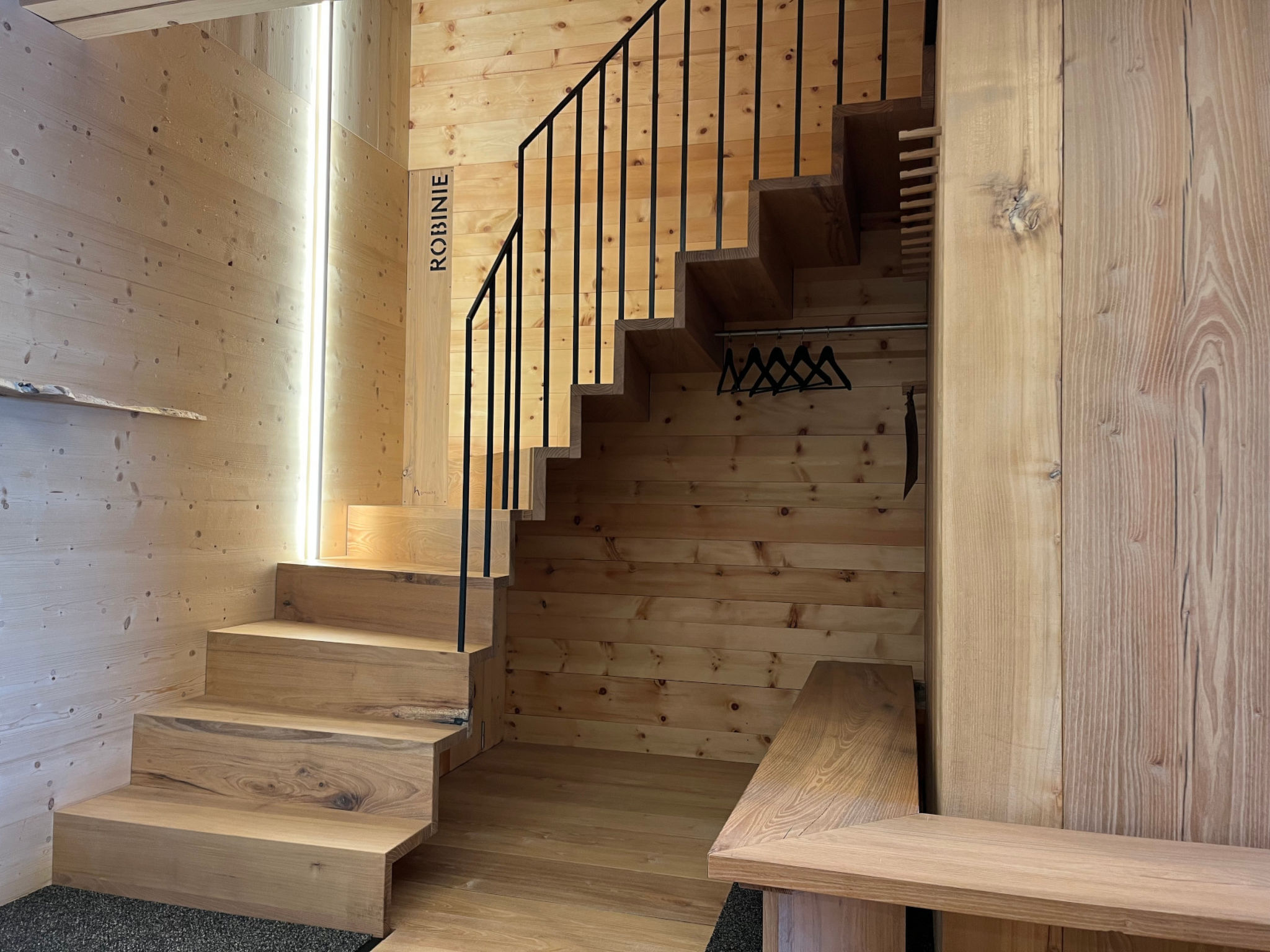 Regan, Obersaxen-Valata, (Surcuolm). - Buiten