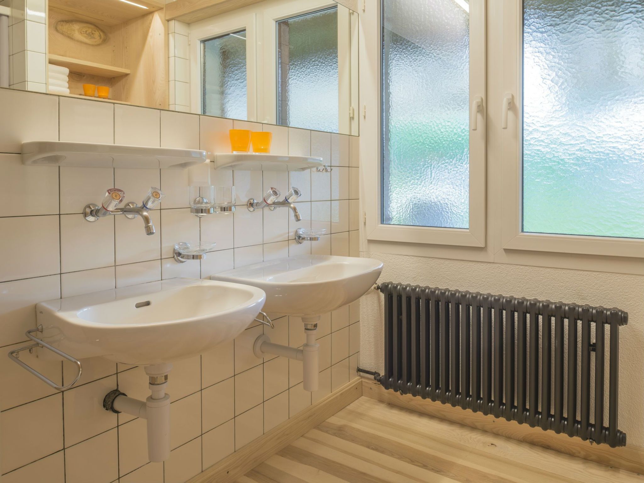 Appartement Ferienhaus Regan, Obersaxen-Valata, (Surcuolm), 38044B – Salle de bains, photo 7 sur 32
