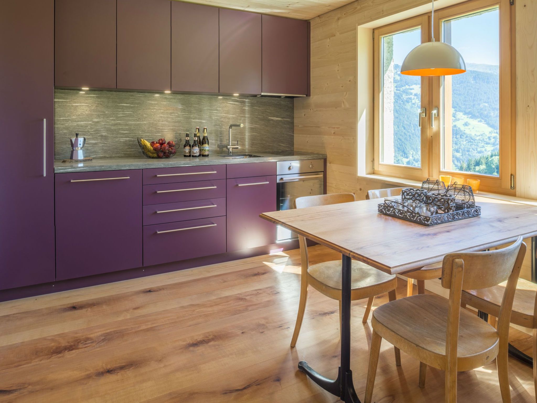 Appartement Ferienhaus Regan, Obersaxen-Valata, (Surcuolm), 38044B – Cuisine et coin repas, photo 6 sur 32
