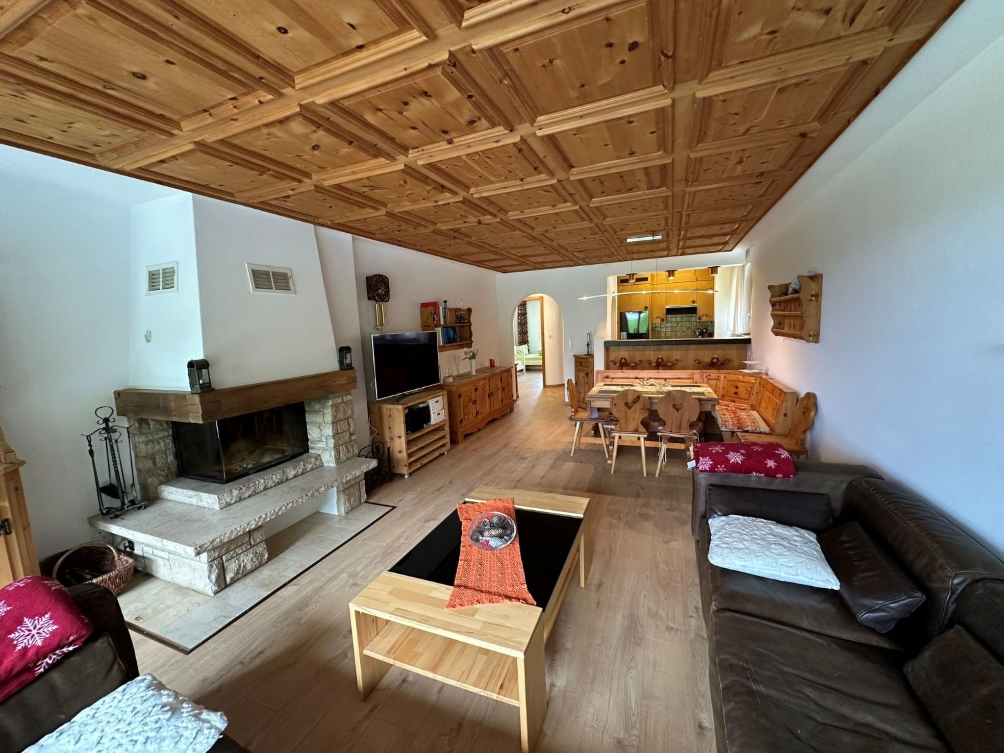 Appartement Sut Via 19, Surcuolm, (Surcuolm), 38005B – Cuisine et coin repas, photo 12 sur 23