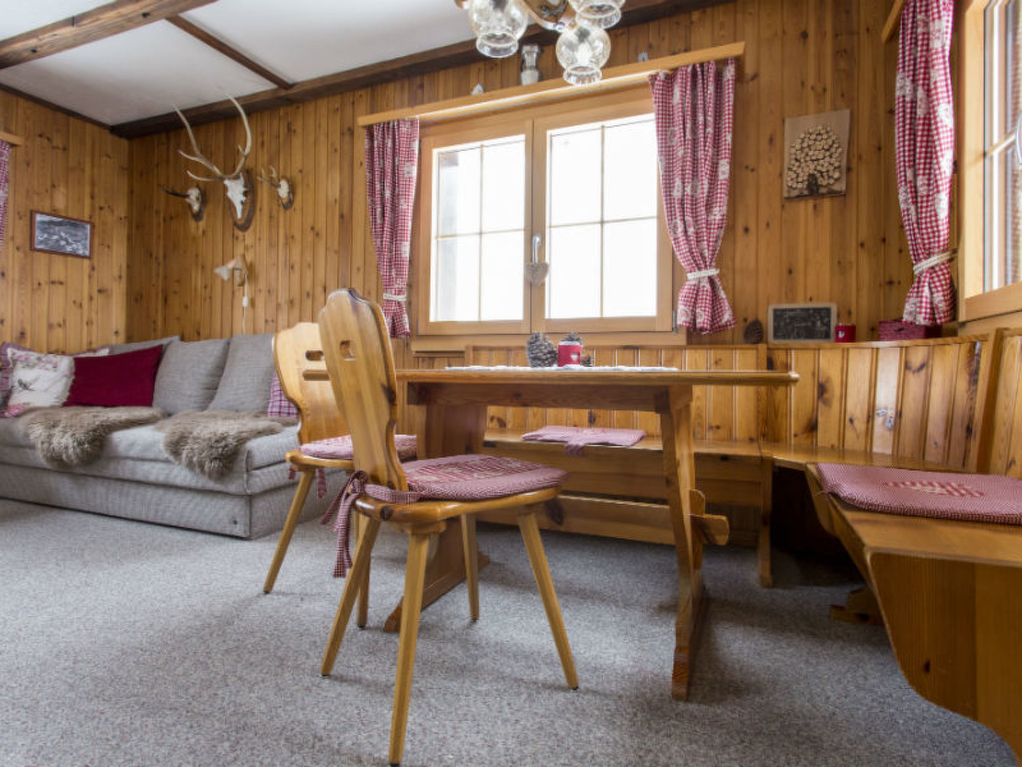 Scudera Walder, Surcuolm, (Surcuolm). - Binnen