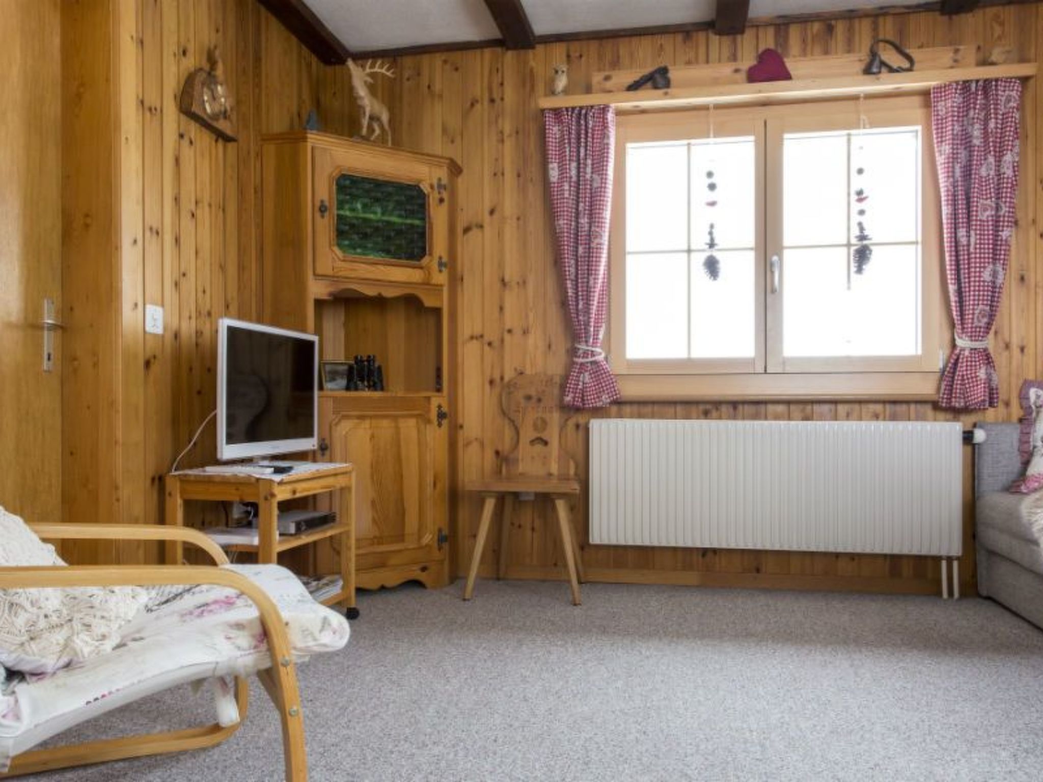 Appartement Scudera Walder, Surcuolm, (Surcuolm), 38011B – Séjour, photo 13 sur 21