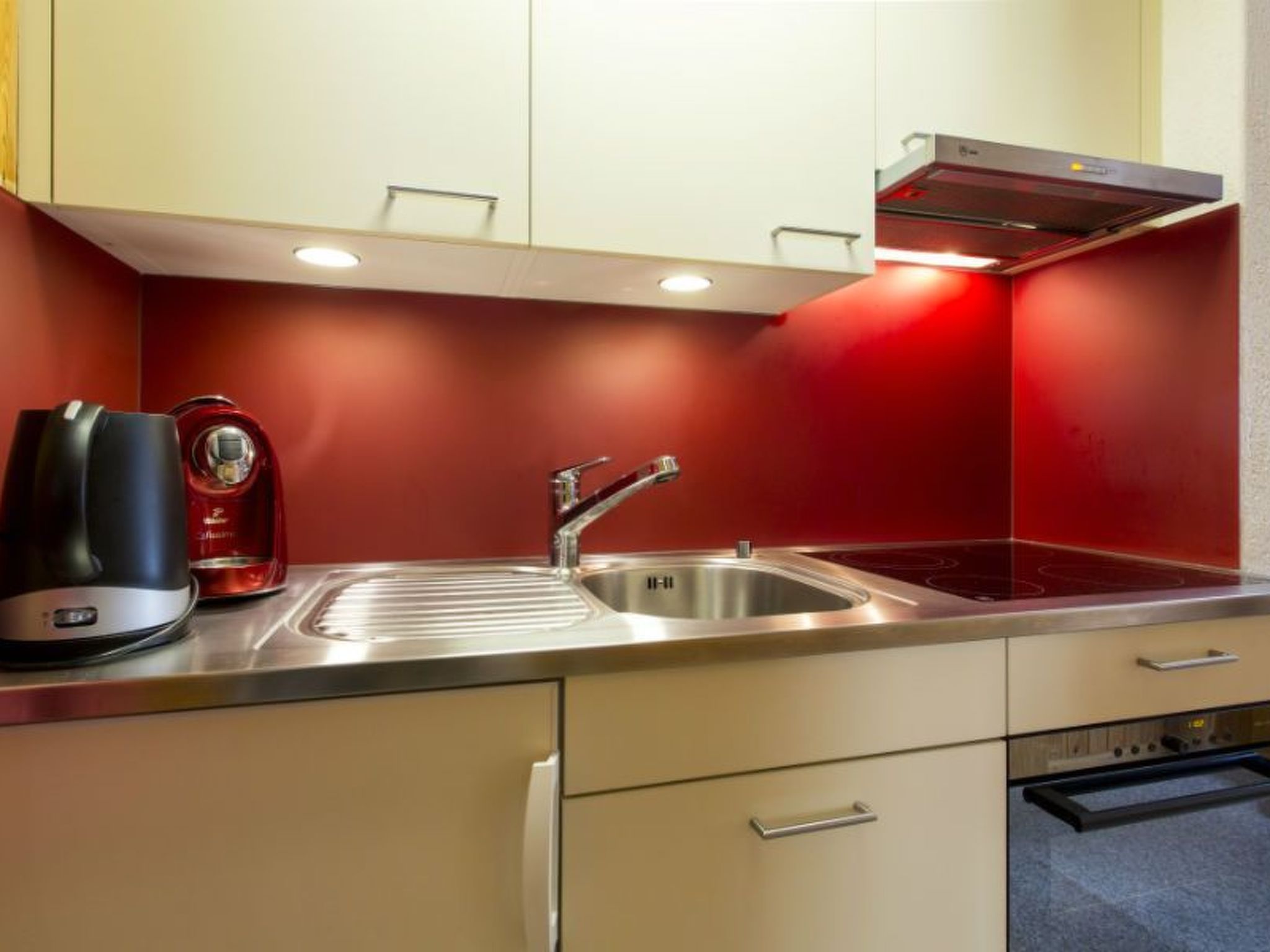 Appartement Scudera Walder, Surcuolm, (Surcuolm), 38011B – Cuisine et coin repas, photo 16 sur 21