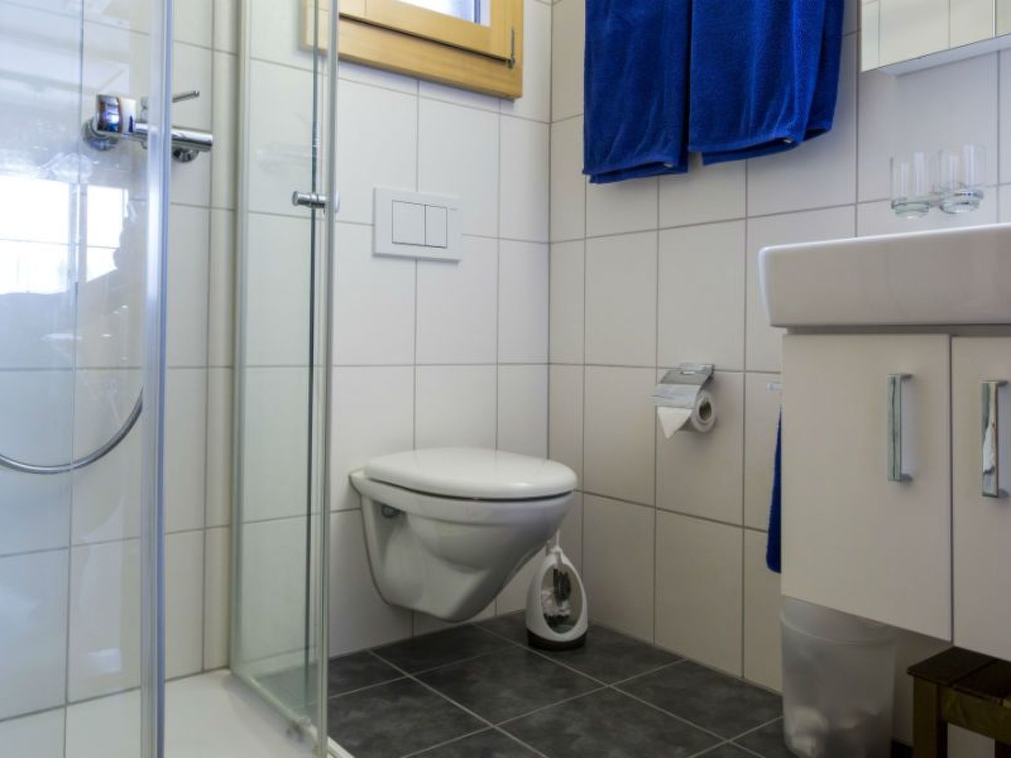 Appartement Scudera Walder, Surcuolm, (Surcuolm), 38011B – Salle de bains, photo 18 sur 21