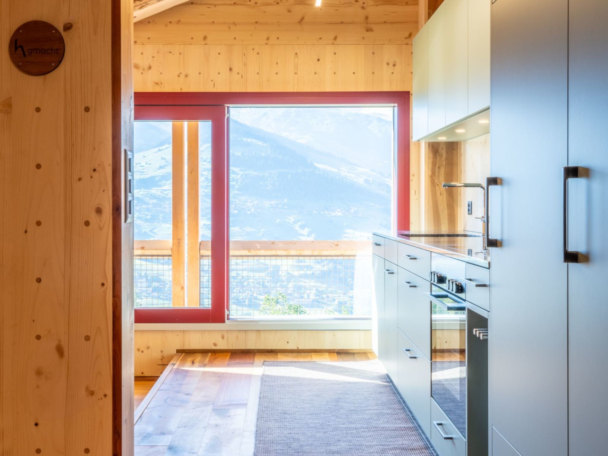 Appartement Ferienhaus Regan, Obersaxen-Valata, (Surcuolm), 38044B – Cuisine et coin repas, photo 14 sur 29