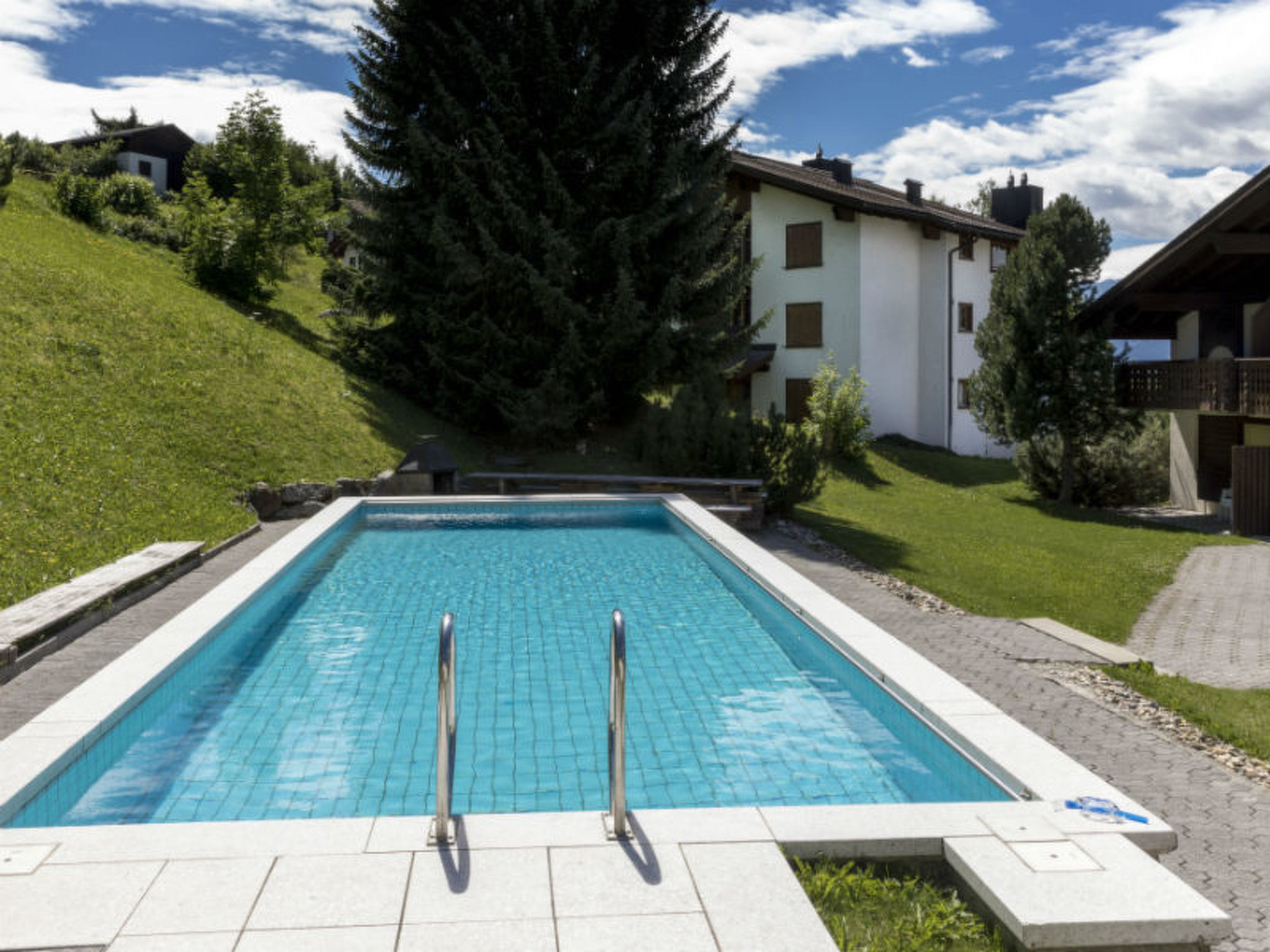Gadastatt, Obersaxen-Valata, (Surcuolm), 38041B - Drinnen