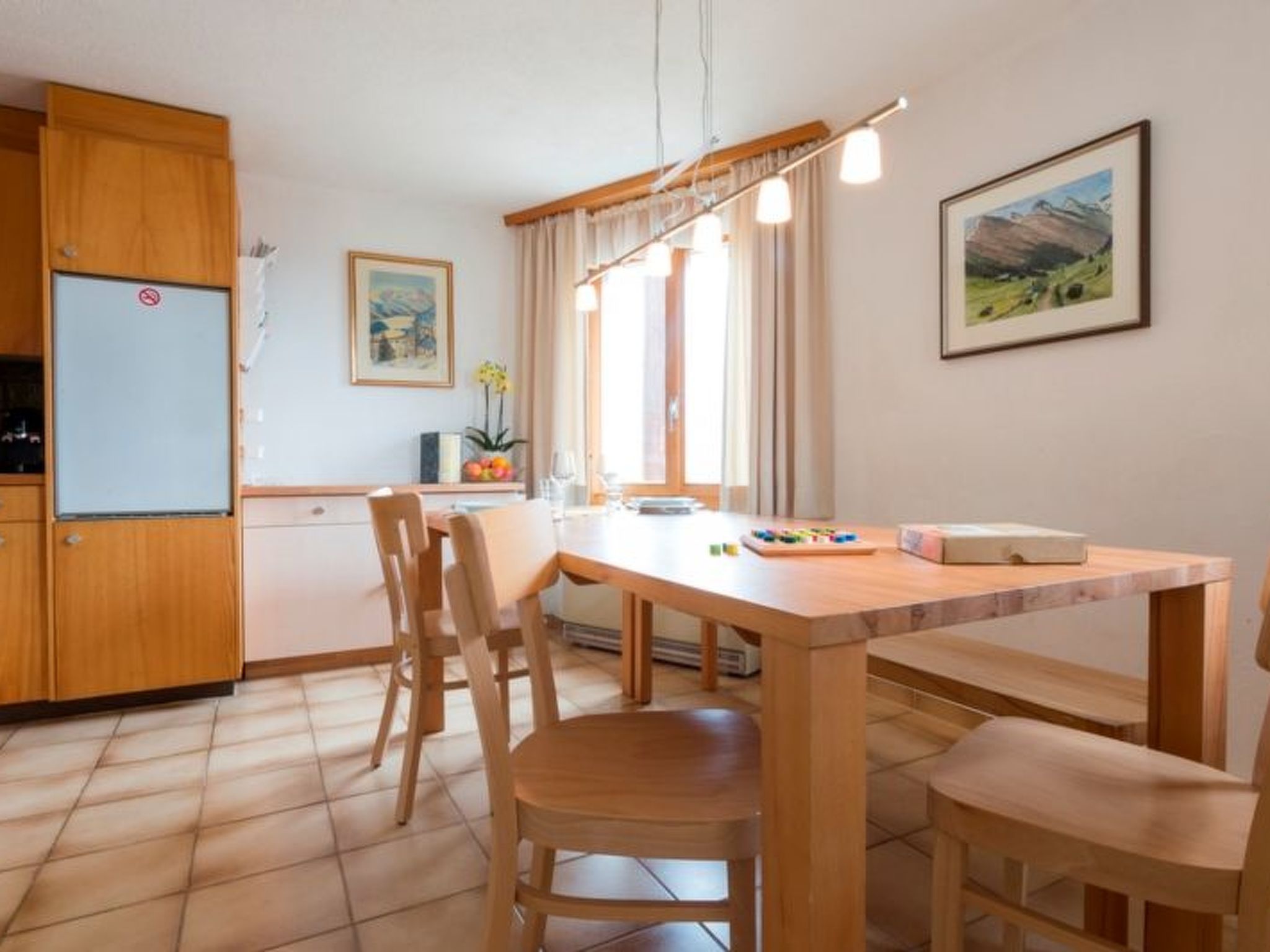 Appartement Ferienhaus Casa Lumina, Cumbel, (Cumbel), 42003B – Cuisine et coin repas, photo 14 sur 19