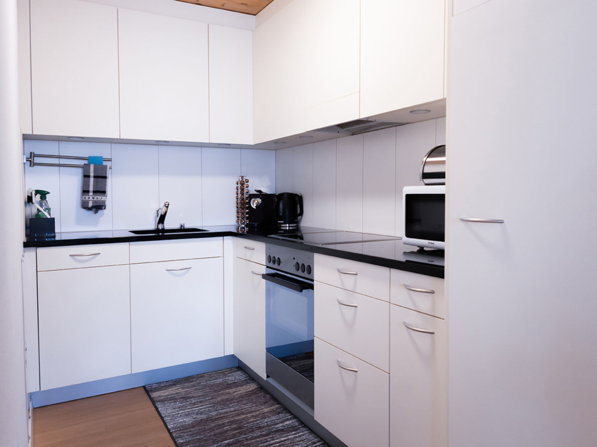 Dado Casanova, Cumbel, (Cumbel). - Inside