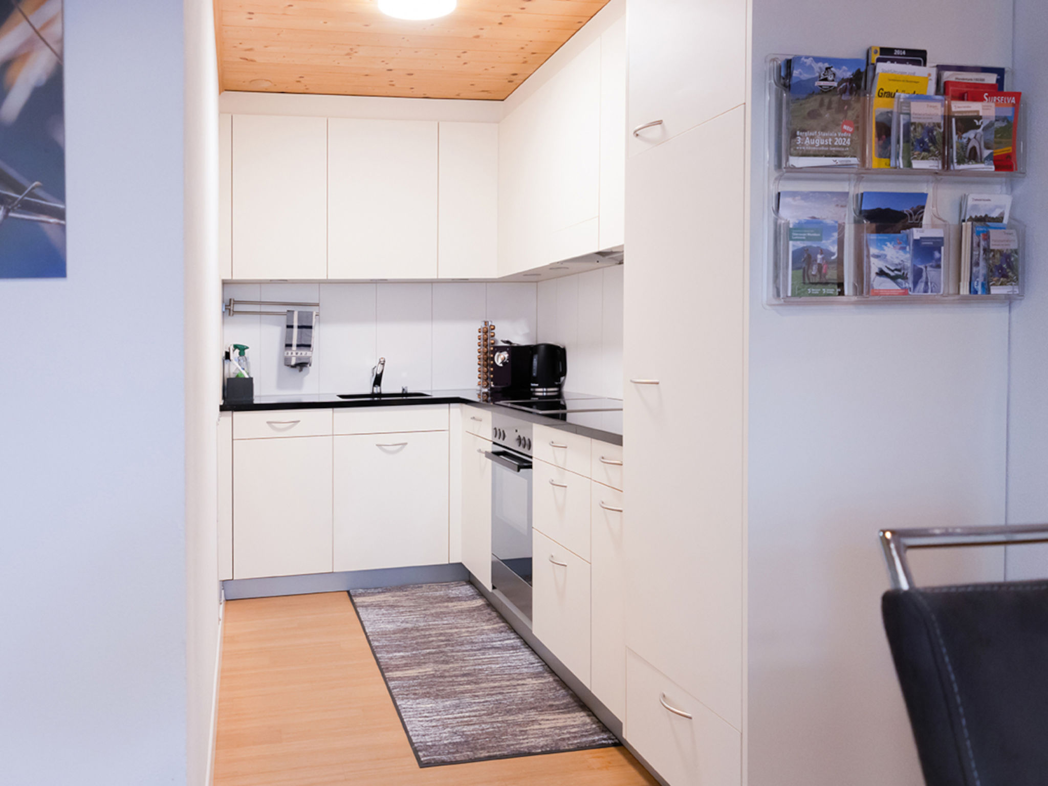 Dado Casanova, Cumbel, (Cumbel). - Inside