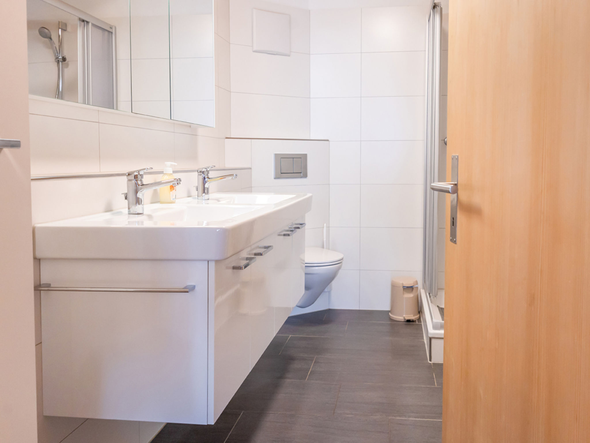 Dado Casanova, Cumbel, (Cumbel). - Inside