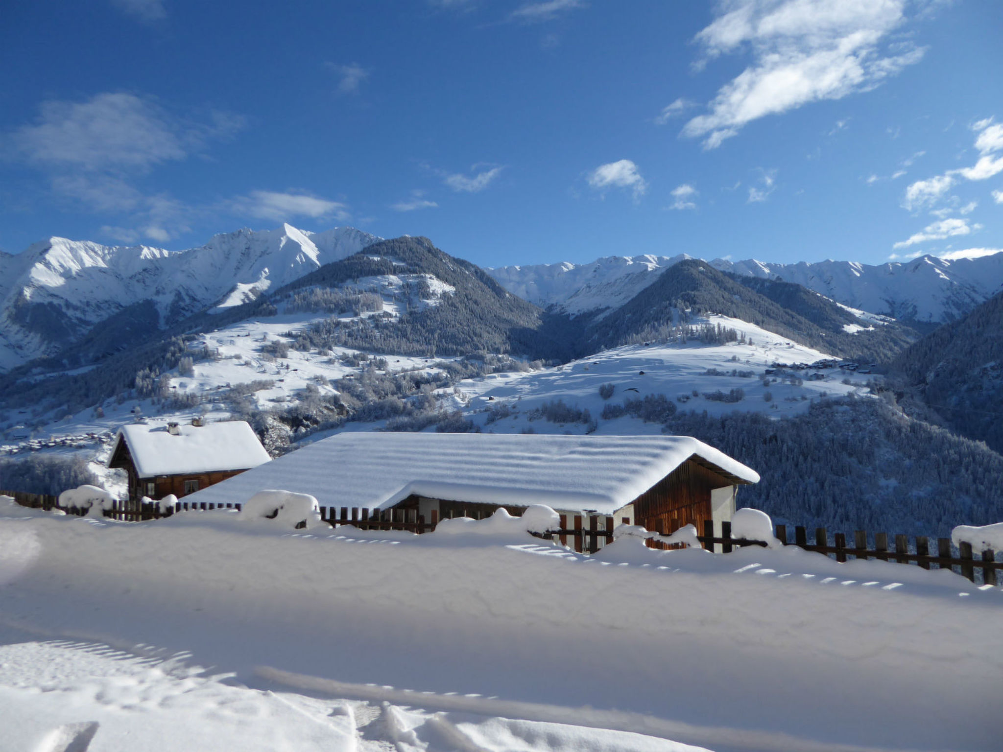 Dado Casanova, Cumbel, (Cumbel). - Outside