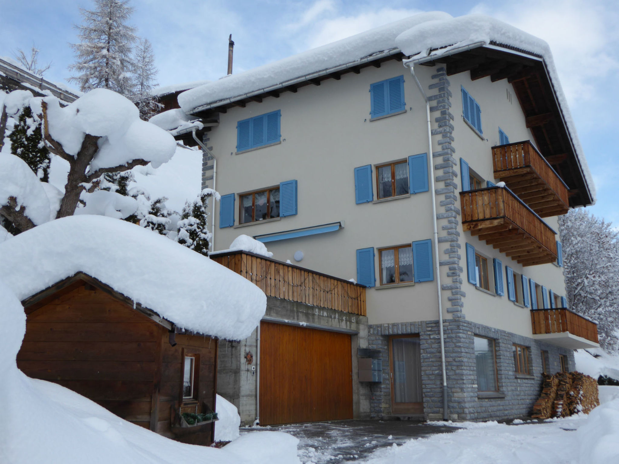 Dado Casanova, Cumbel, (Cumbel). - Outside