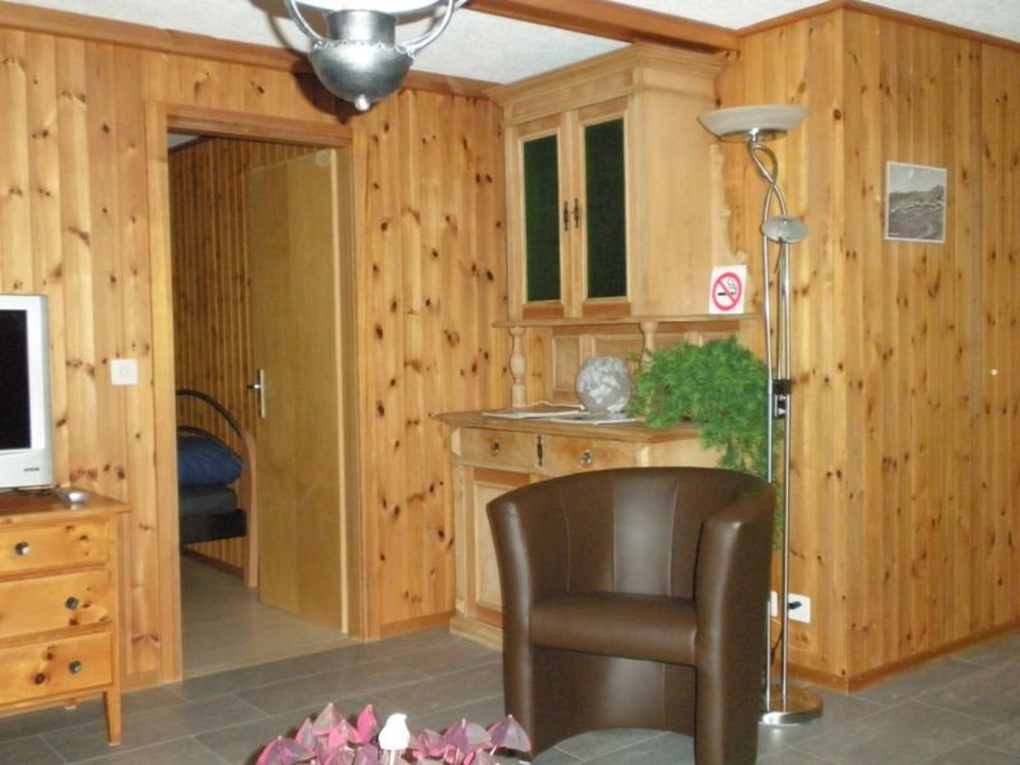 Appartement Casa Curgnun Collenberg, Morissen, (Morissen), 43002B – Séjour, photo 5 sur 11