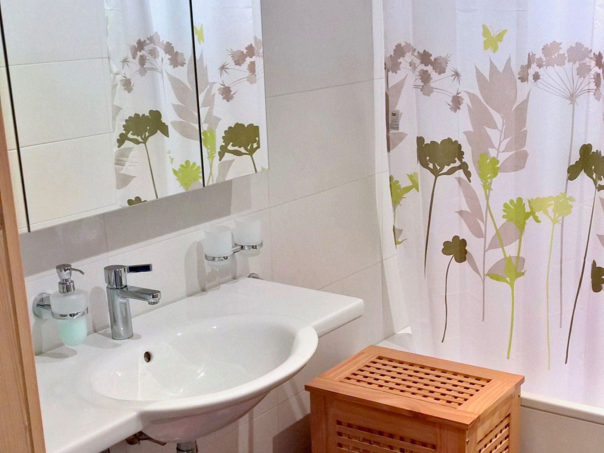 Appartement Residenza Bein, Morissen, (Morissen), 43008B – Salle de bains, photo 11 sur 18