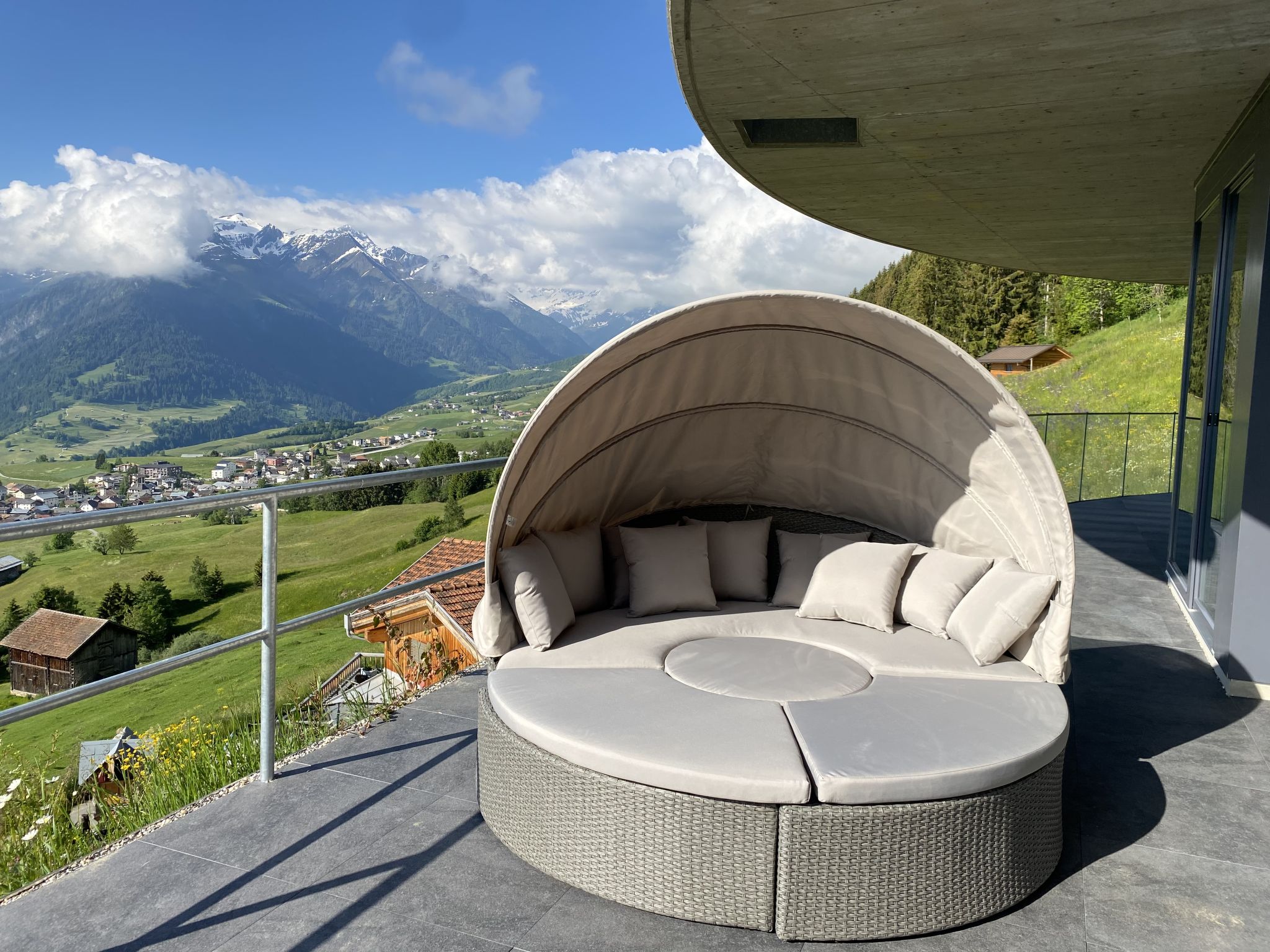 Schwalbennest Votteler, Morissen, (Morissen). - Inside