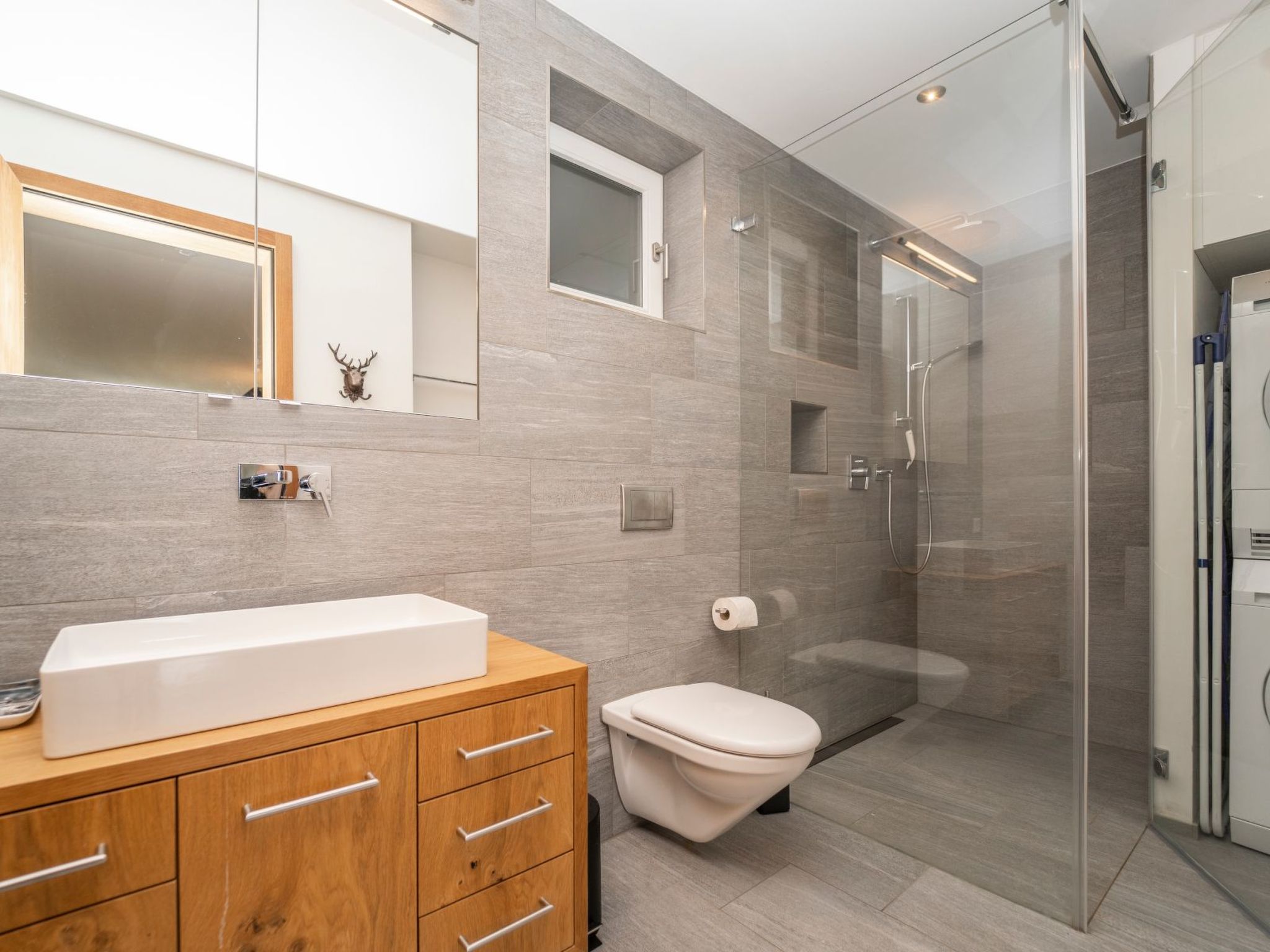 Appartement Casa Moma, Morissen, (Morissen), 43006B – Salle de bains, photo 17 sur 31
