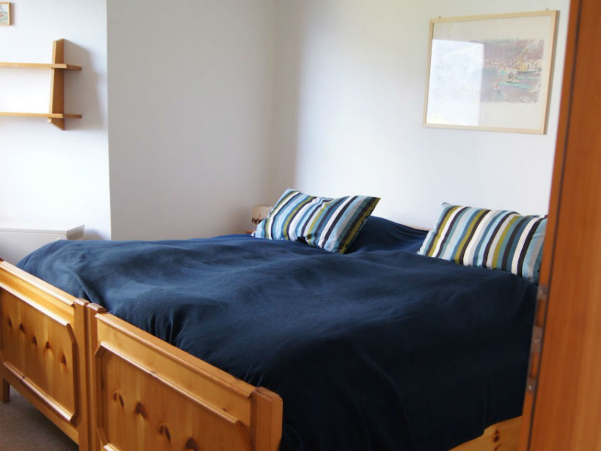 Sur Mulins 12.4, Vella, (Vella). - Binnen