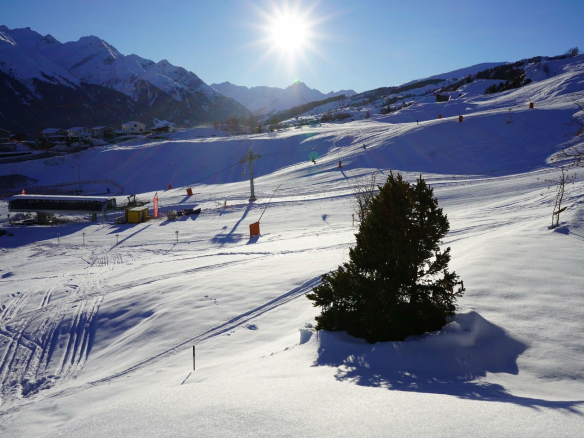 Sur Mulins 12.4, Vella, (Vella). - Buiten