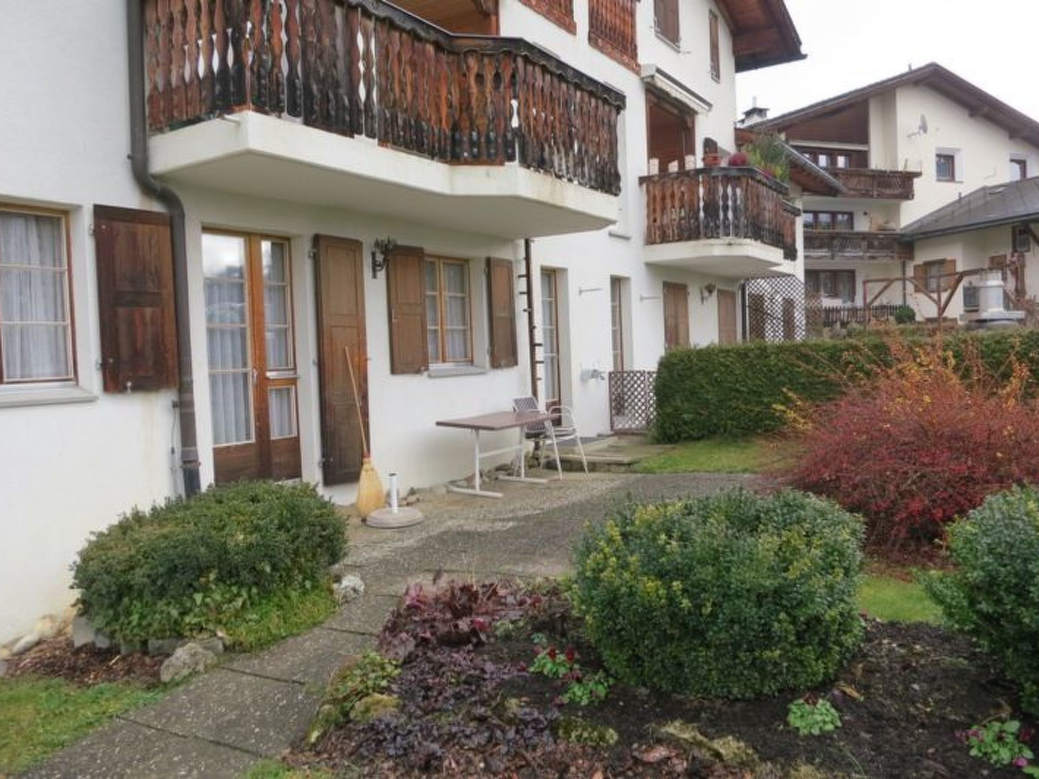 Appartement Casa Davos Cuort Good, Vella, (Vella), 44004B – Terrasse, photo 5 sur 20