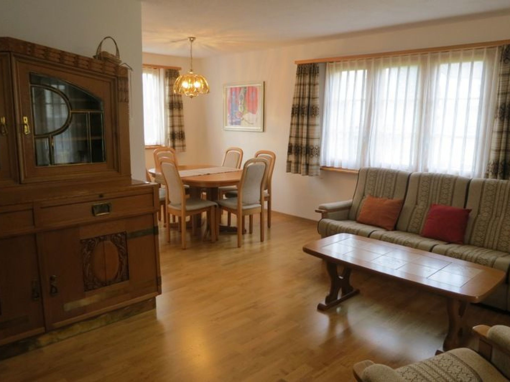 Appartement Casa Davos Cuort Good, Vella, (Vella), 44004B – Séjour, photo 12 sur 20