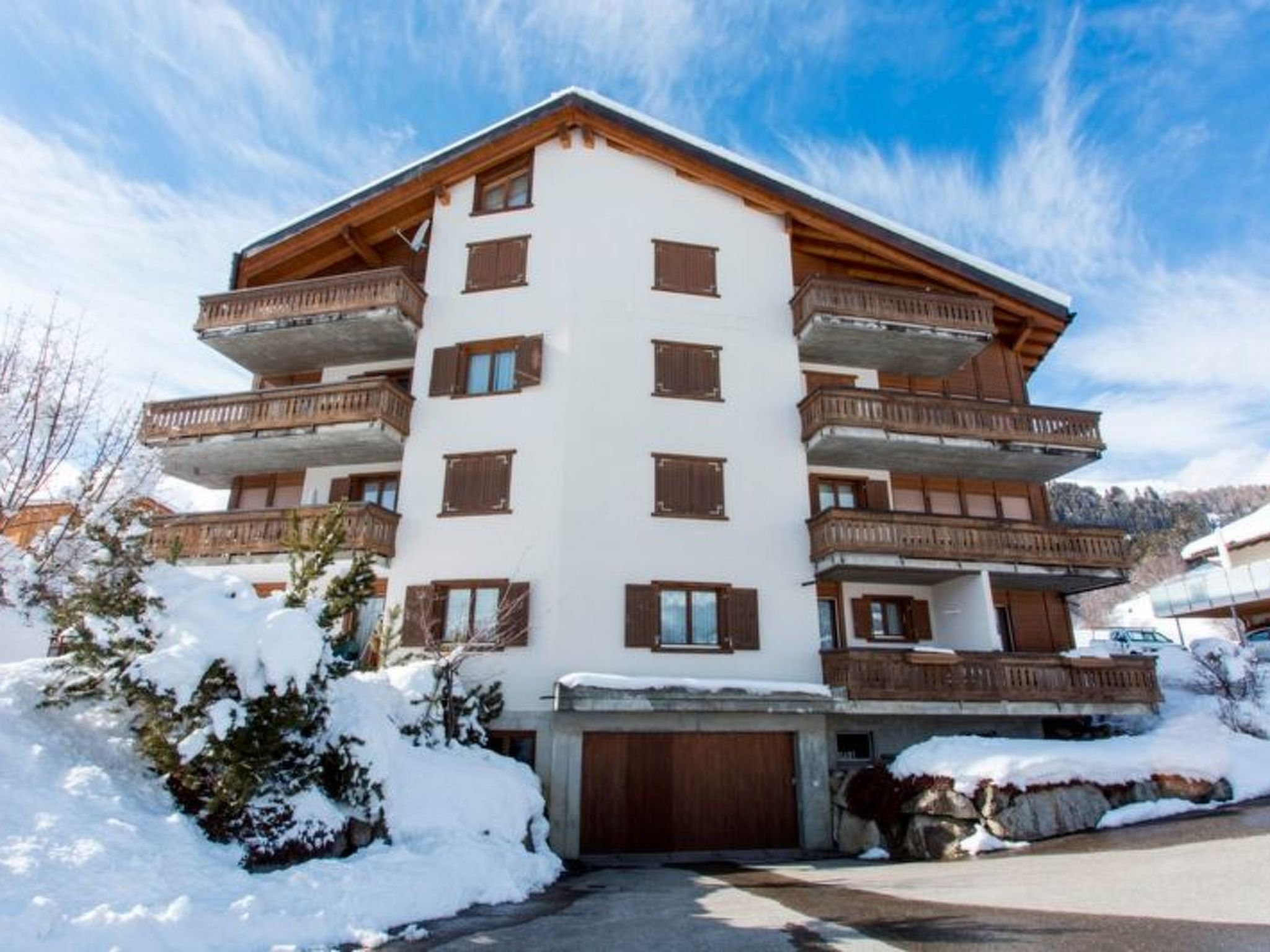 Appartement Davos Caplan Ledermann, Vella, (Vella), 44006B – Extérieur de la maison, photo 7 sur 15