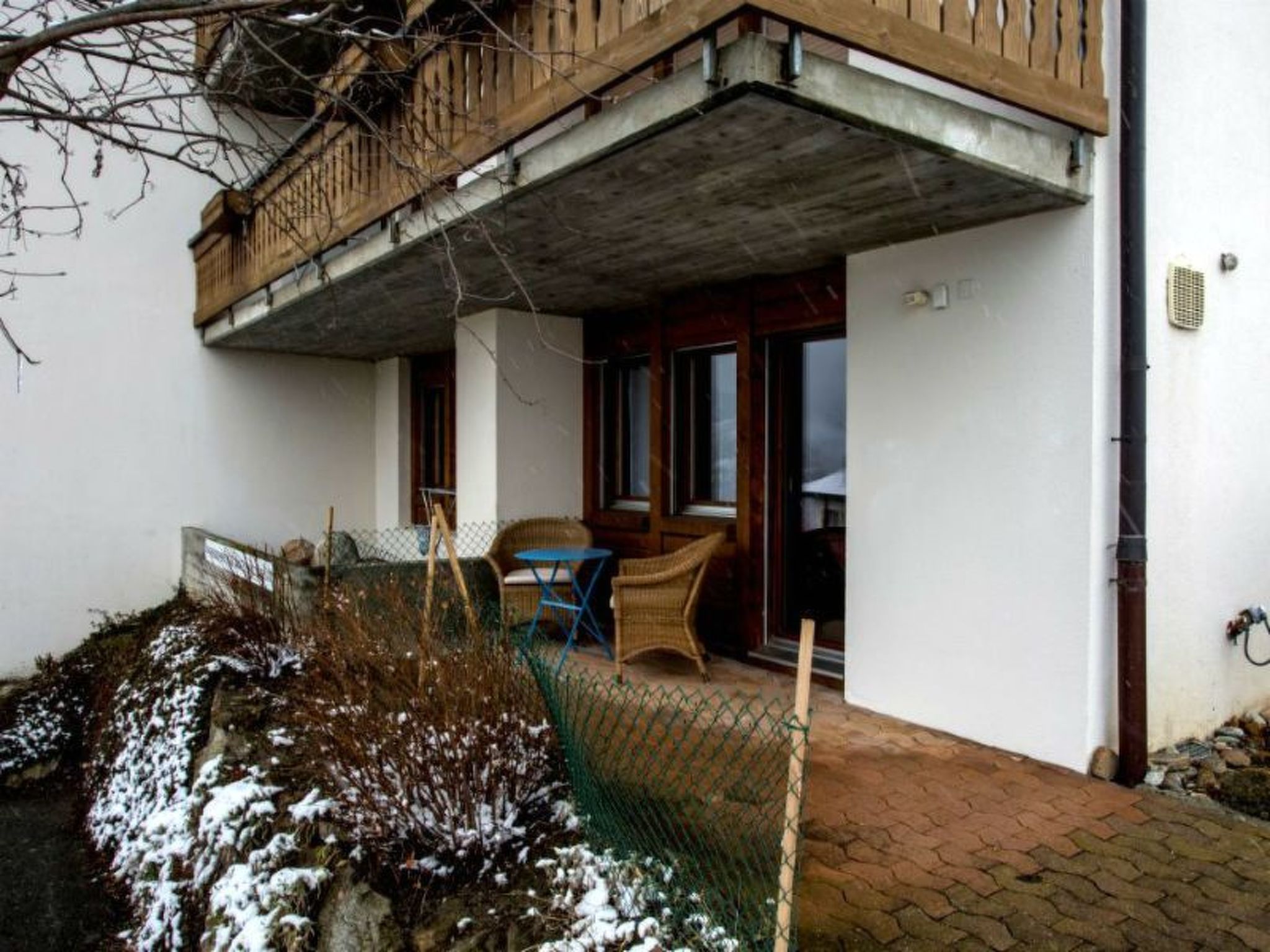 Appartement Davos Caplan Ledermann, Vella, (Vella), 44006B – Terrasse, photo 8 sur 15
