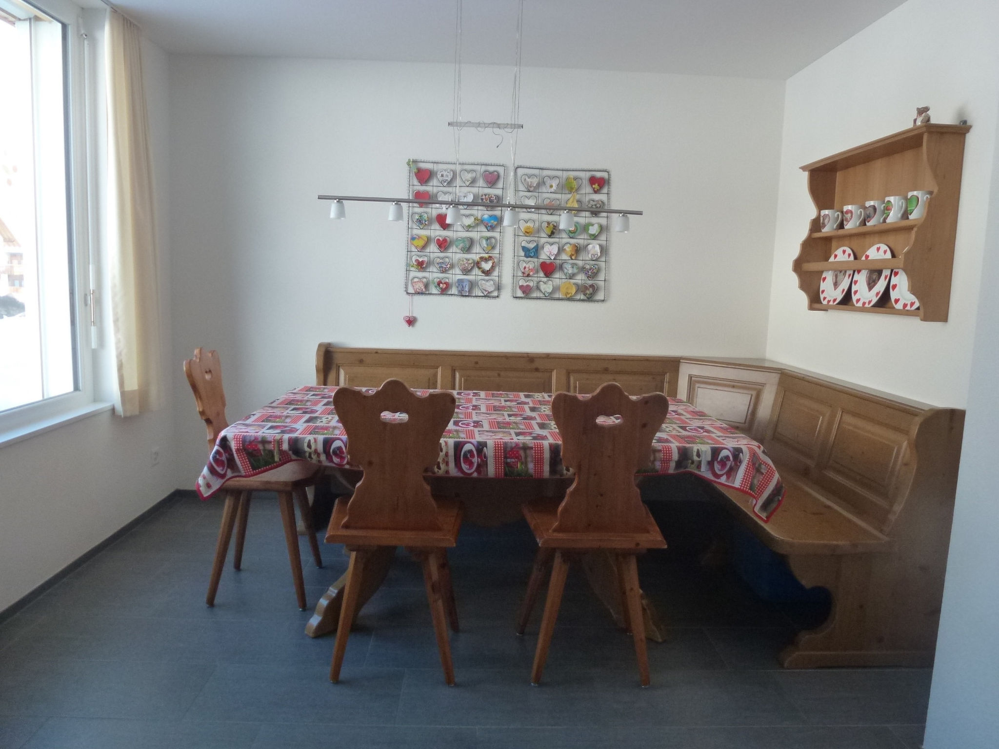 Denter Uauls Jucker, Vella, (Vella), 44012B - Inside