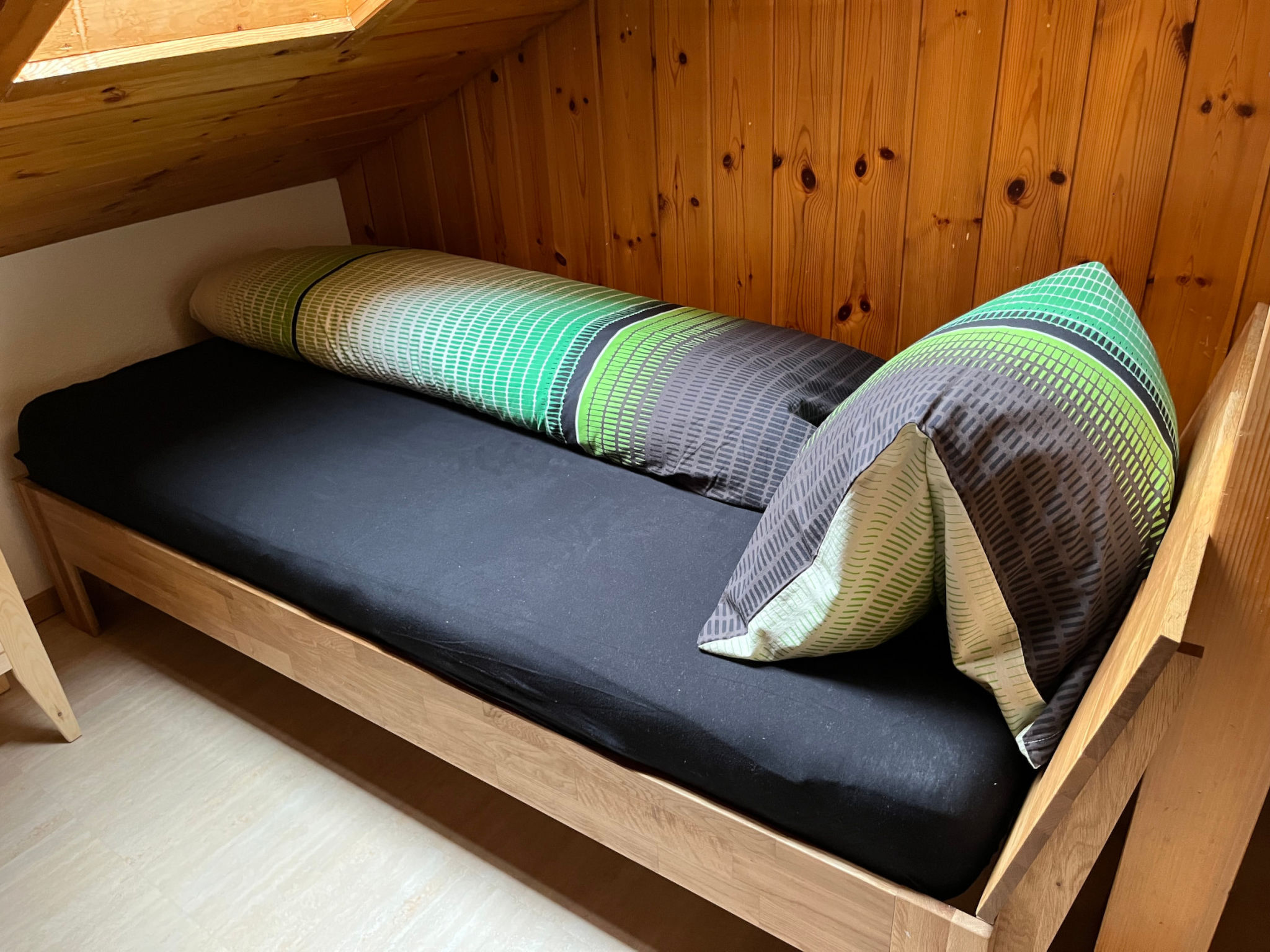 Quadra Rohner, Degen, (Degen). - Binnen