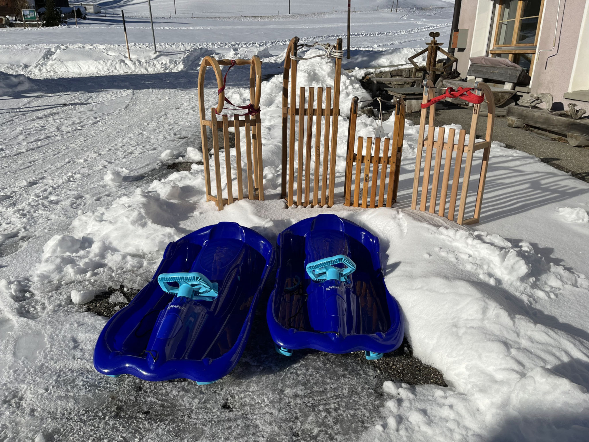 Quadra Rohner, Degen, (Degen). - Buiten