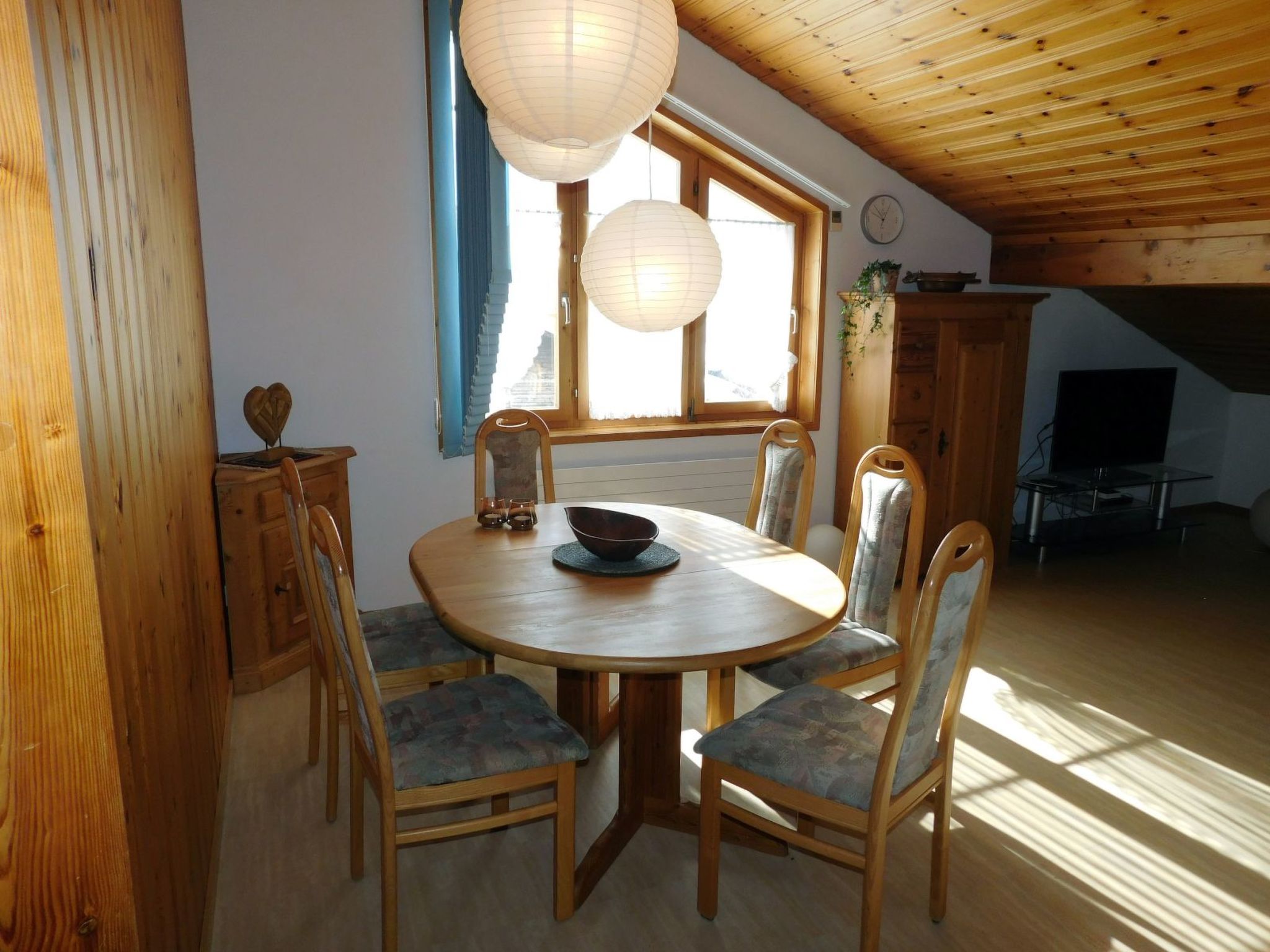 Appartement Quadra Rohner, Degen, (Degen), 45008B – Cuisine et coin repas, photo 41 sur 42