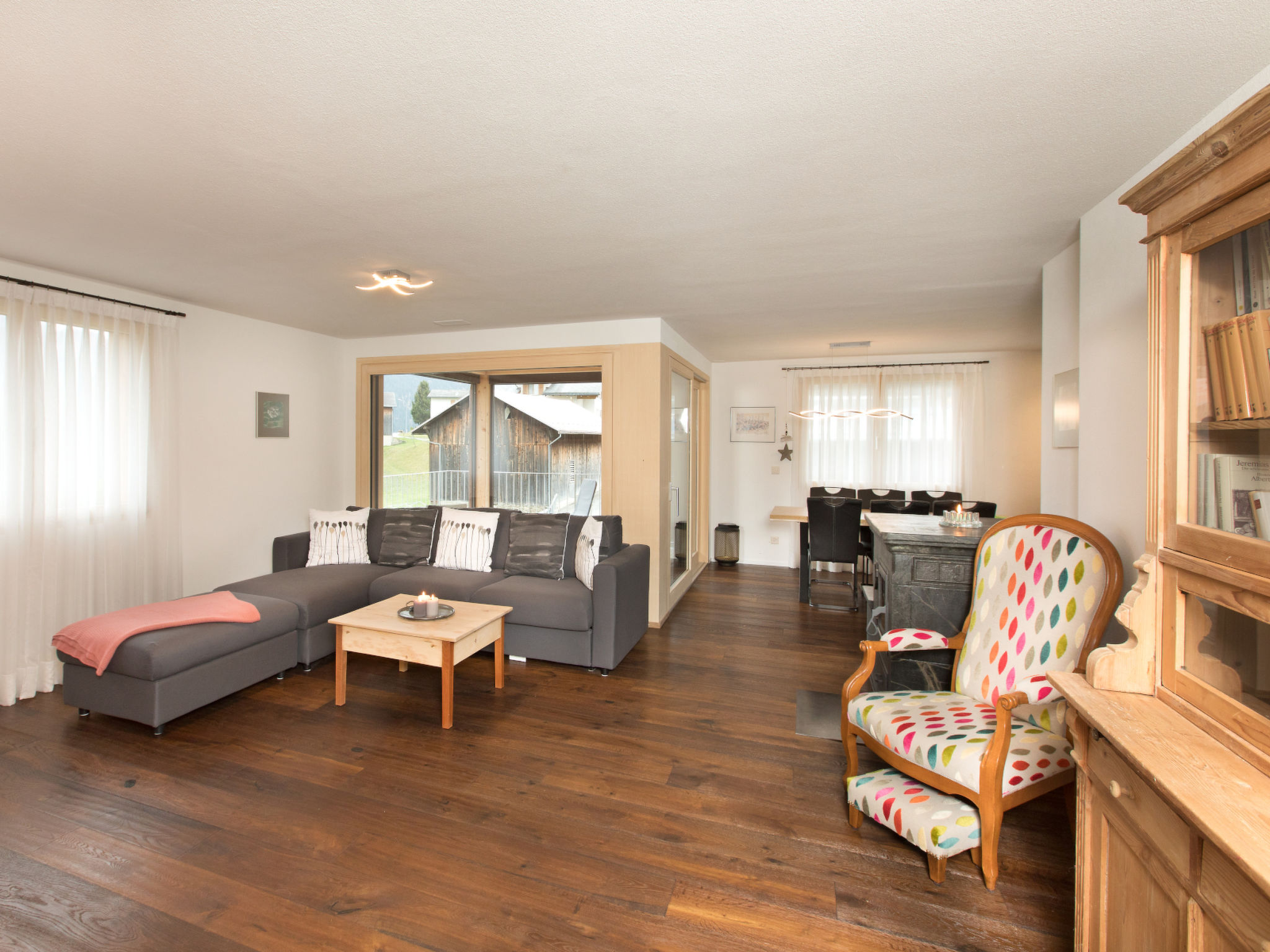 Vitg Vattiz, Vattiz, (Vattiz). - Binnen