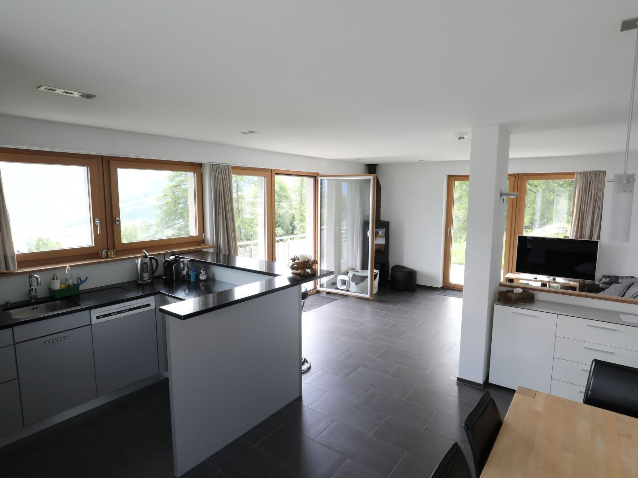Appartement Ferienhaus Davos Munts, Vattiz, (Vattiz), 46012B – Cuisine et coin repas, photo 11 sur 38