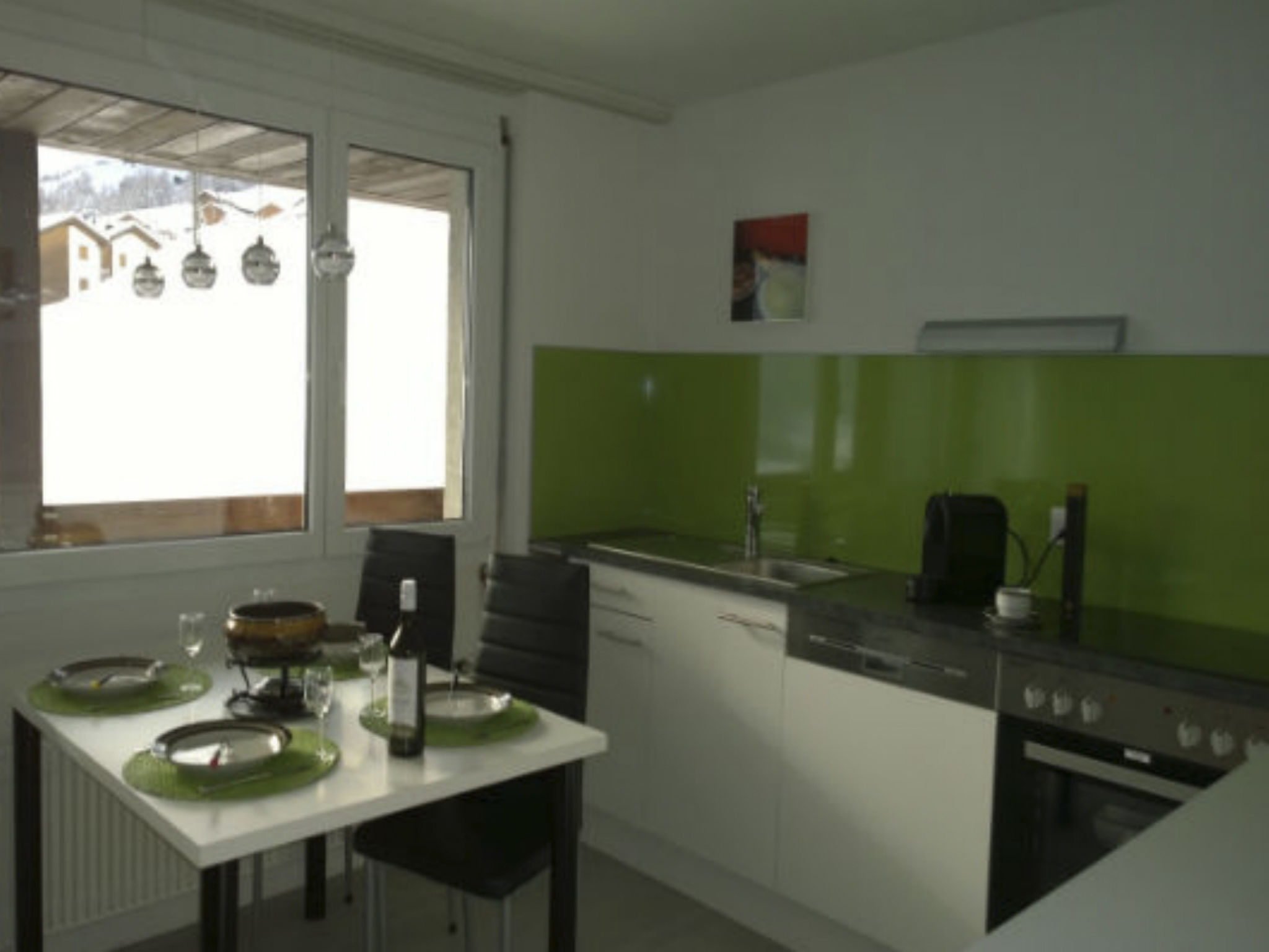 Appartement Casa Crestas 147, Vignogn, (Vignogn), 47000B – Cuisine et coin repas, photo 13 sur 18
