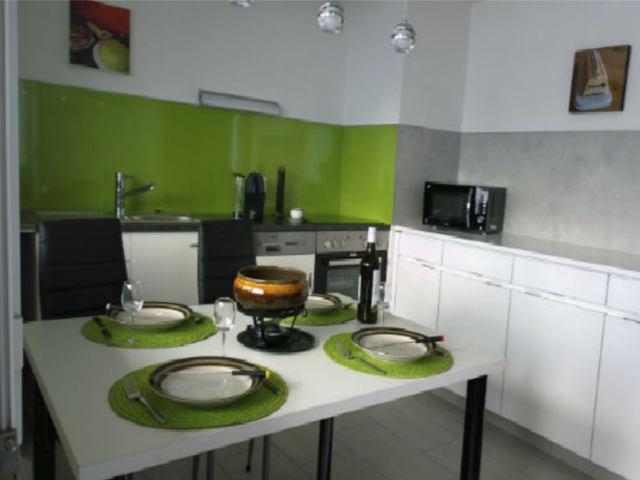 Appartement Casa Crestas 147, Vignogn, (Vignogn), 47000B – Cuisine et coin repas, photo 14 sur 18