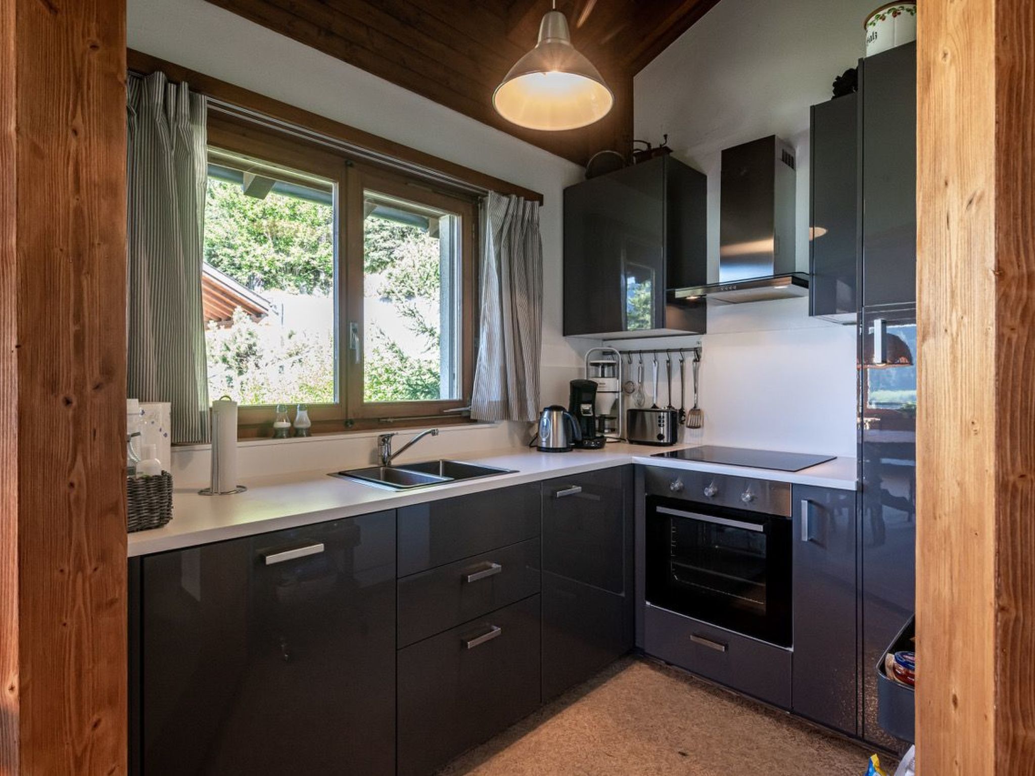 Appartement Mira Piz Mundaun, (Sagogn), 70004 – Cuisine et coin repas, photo 13 sur 16