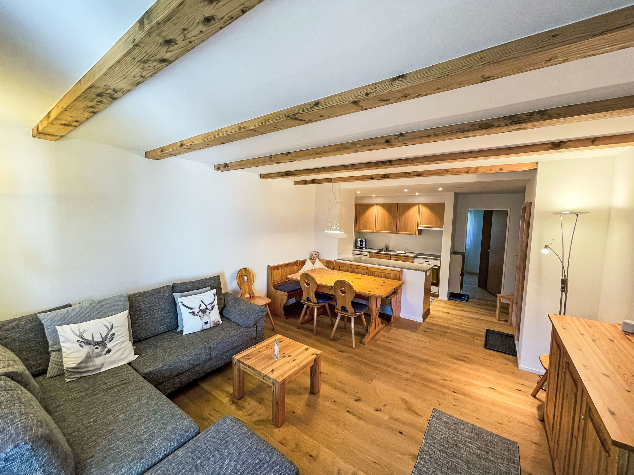 La Siala Apt.19
