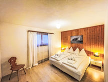 La Siala Apt.1: Zonnig 4-persoons appartement in Falera nabij skilift en meer - thumbnail 6