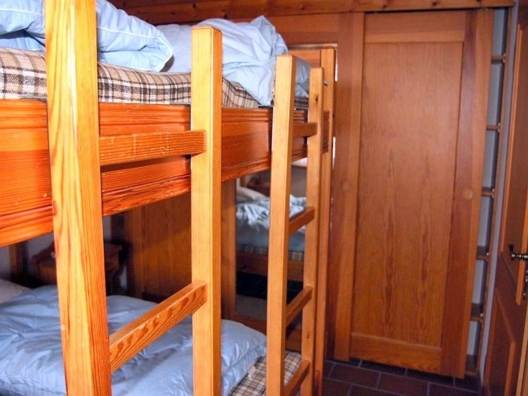 Appartement Casa Schumelins / Tittel, (Falera), 401 – Chambre, photo 17 sur 29
