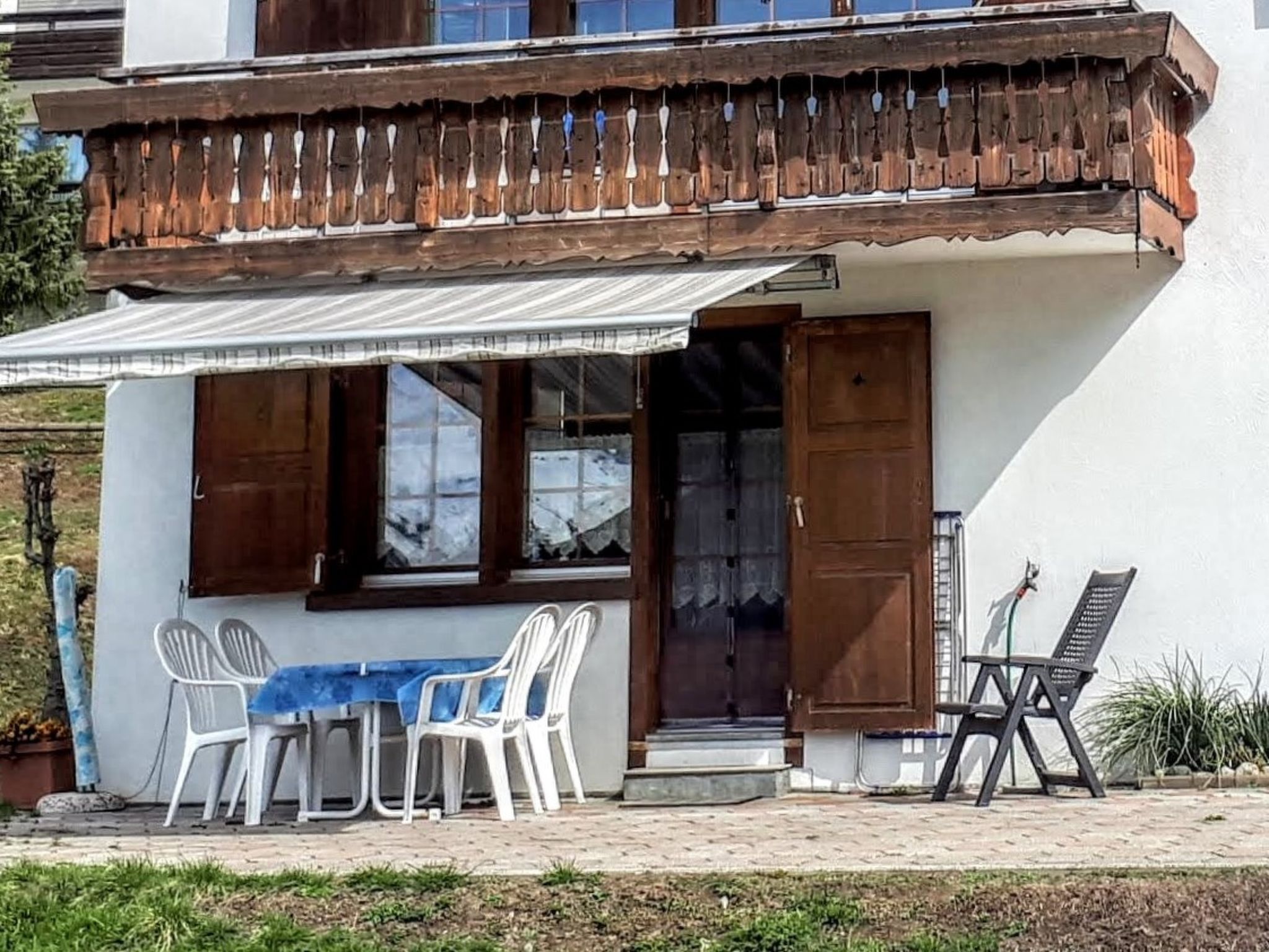 Nies Gagliner, (Falera). 2.5 Zimmerwohnung Falera, Nies Gagliner - Buiten