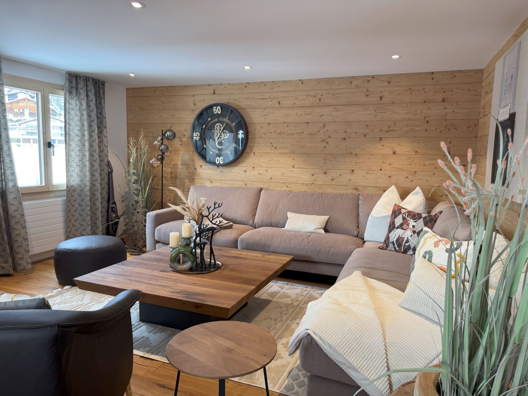 Casa Ladina 4-Image-tags.info