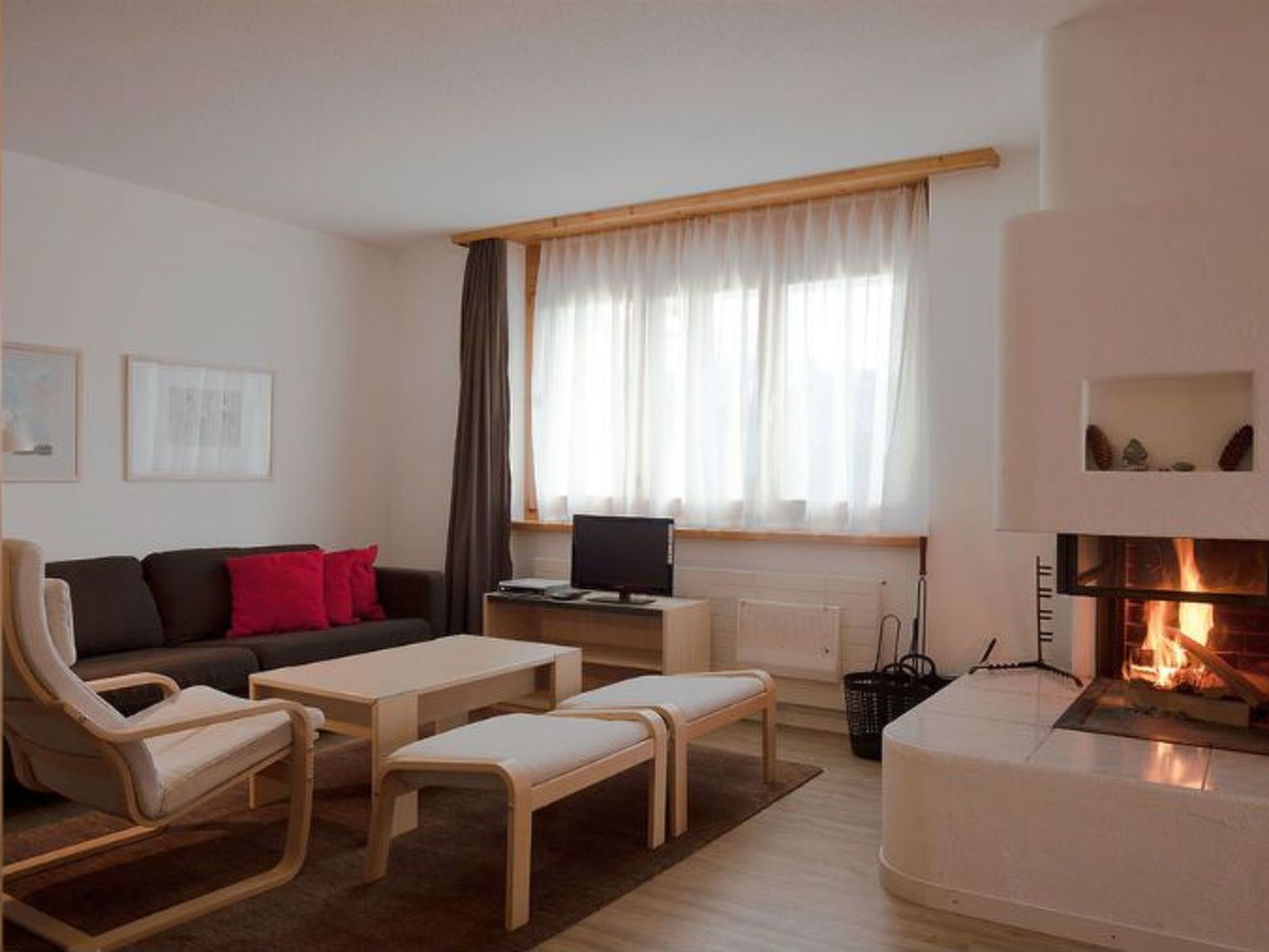 Appartement Profos, Ruschein, (Ruschein), 54002B – Séjour, photo 14 sur 19