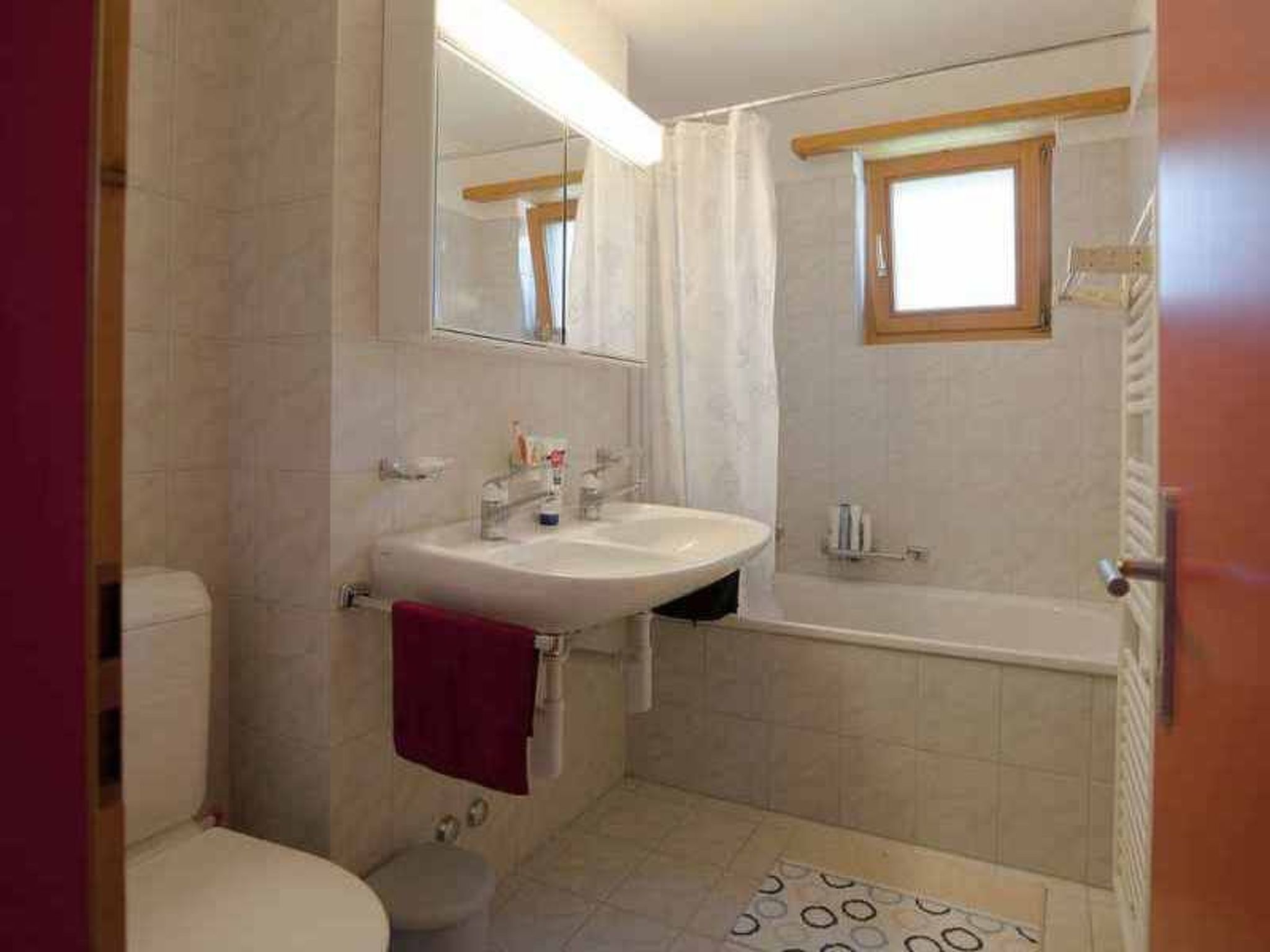 Appartement Profos, Ruschein, (Ruschein), 54002B – Salle de bains, photo 17 sur 19