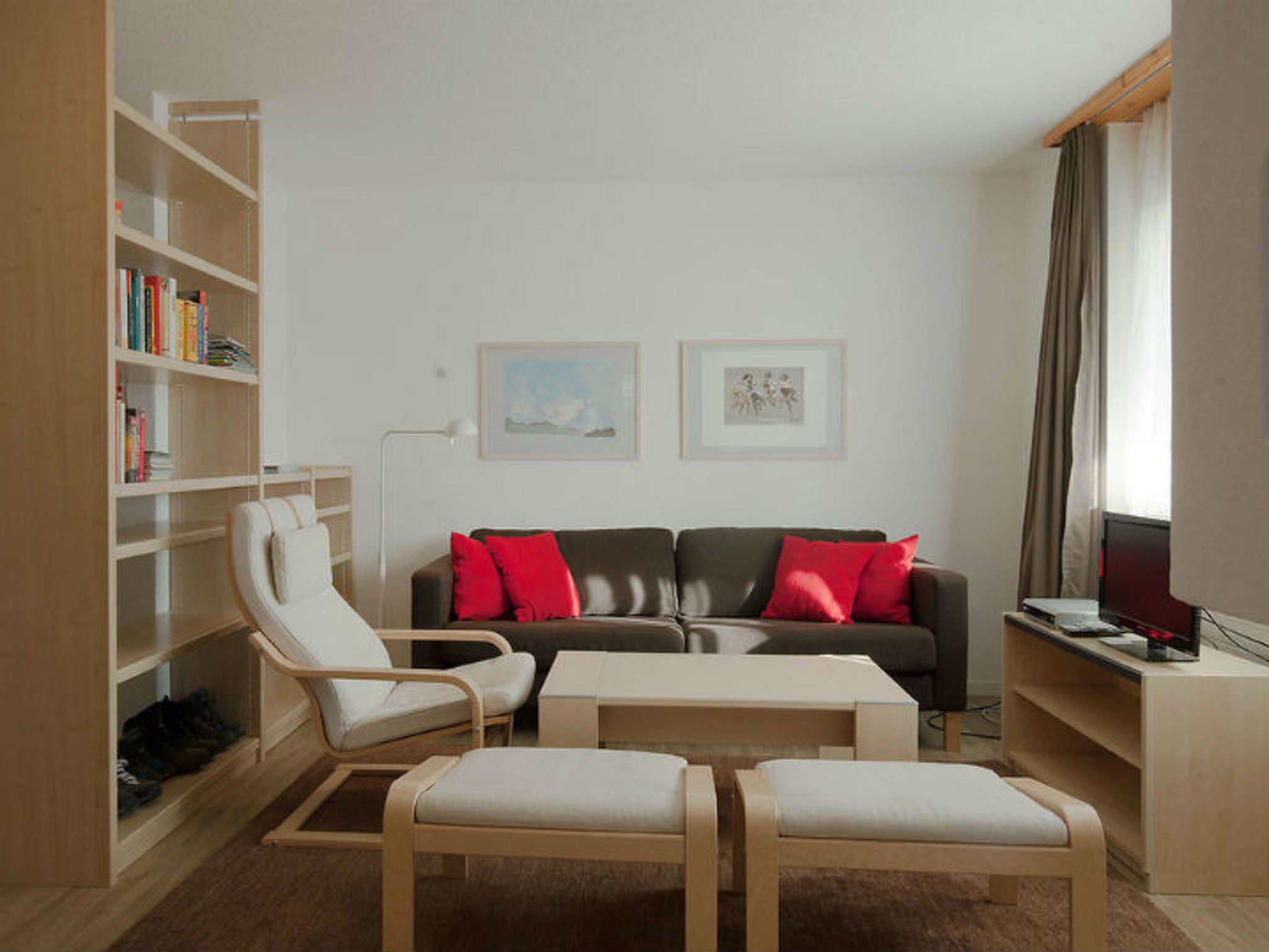 Profos, Ruschein, (Ruschein). - Binnen