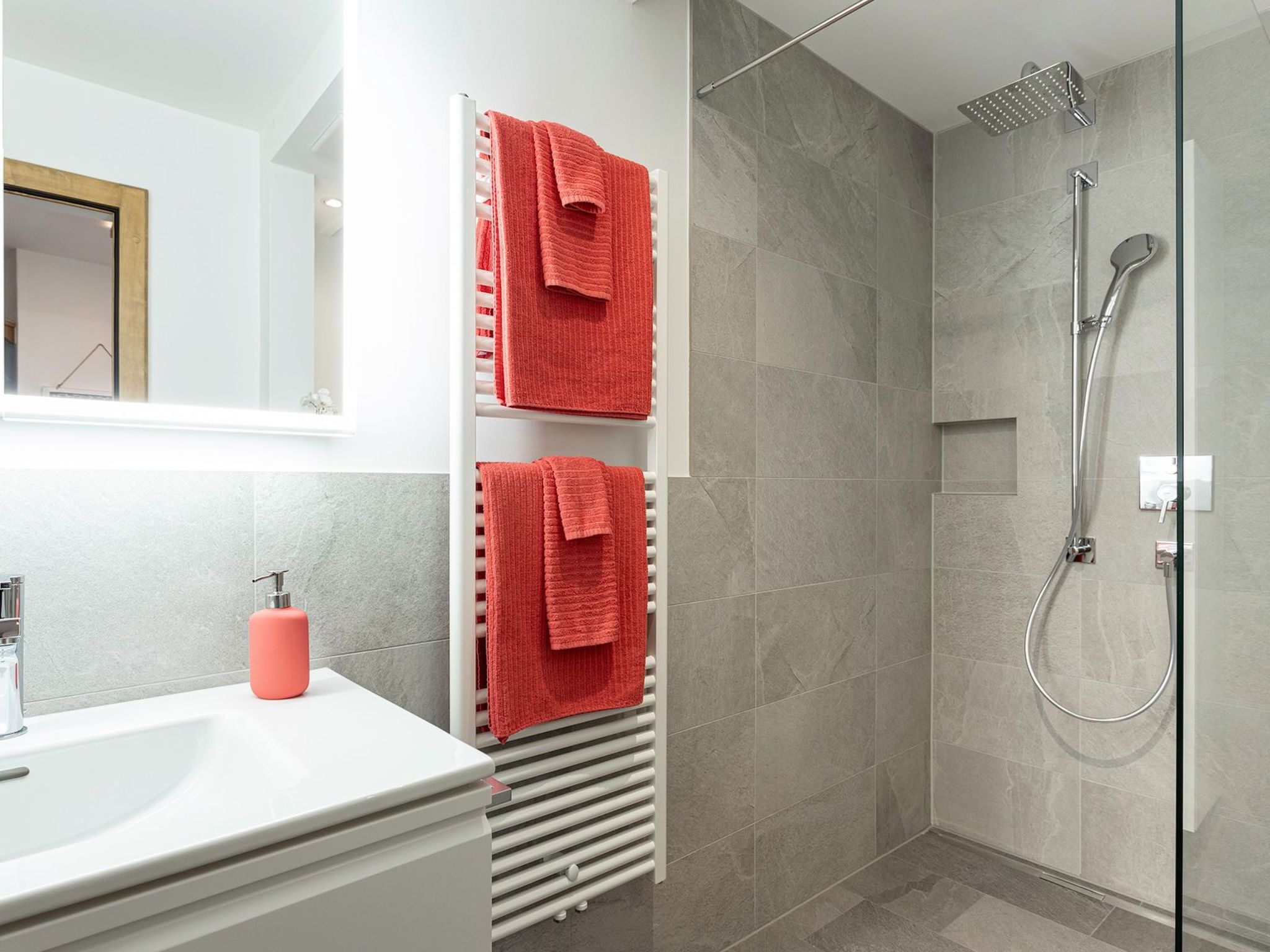 Appartement Bijou, Ladir, (Ladir), 55001B – Salle de bains, photo 18 sur 19