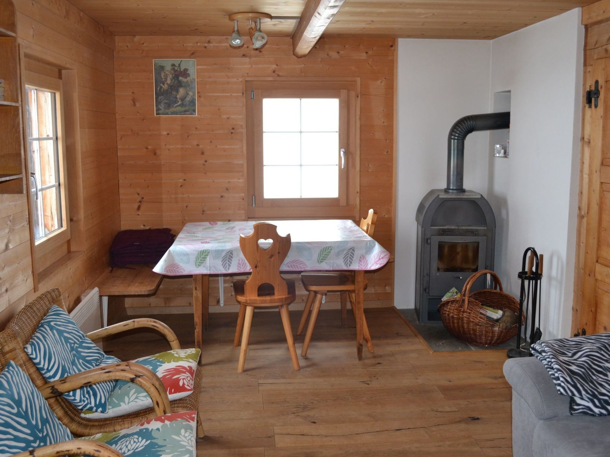 Appartement Berghütte Chalet Canischauna, Waltensburg, (Waltensburg/Vuorz), 58007B – Cuisine et coin repas, photo 6 sur 9