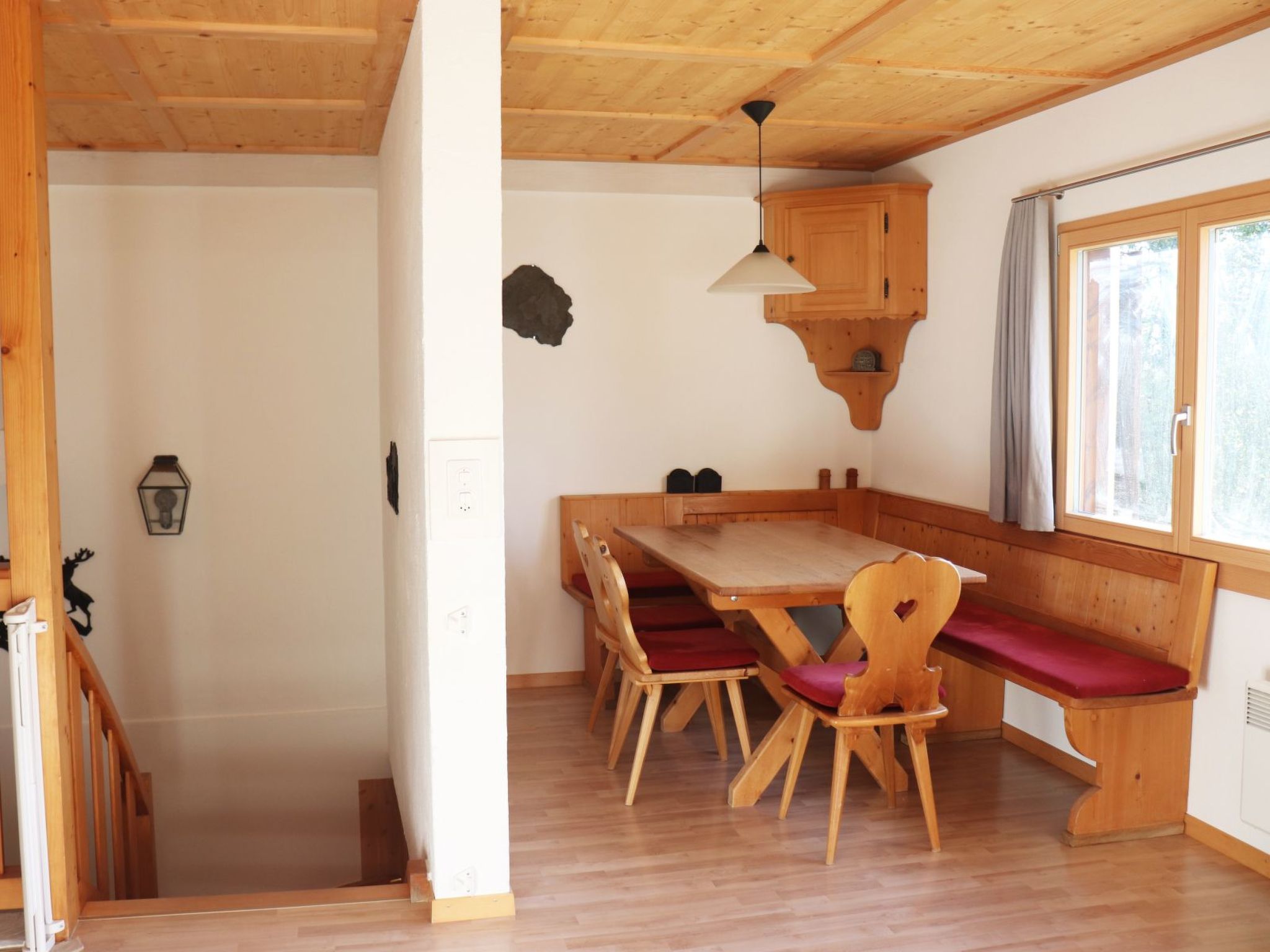 Appartement Ferienhaus Miramunt Günther, Waltensburg, (Waltensburg/Vuorz), 58000B – Cuisine et coin repas, photo 15 sur 23
