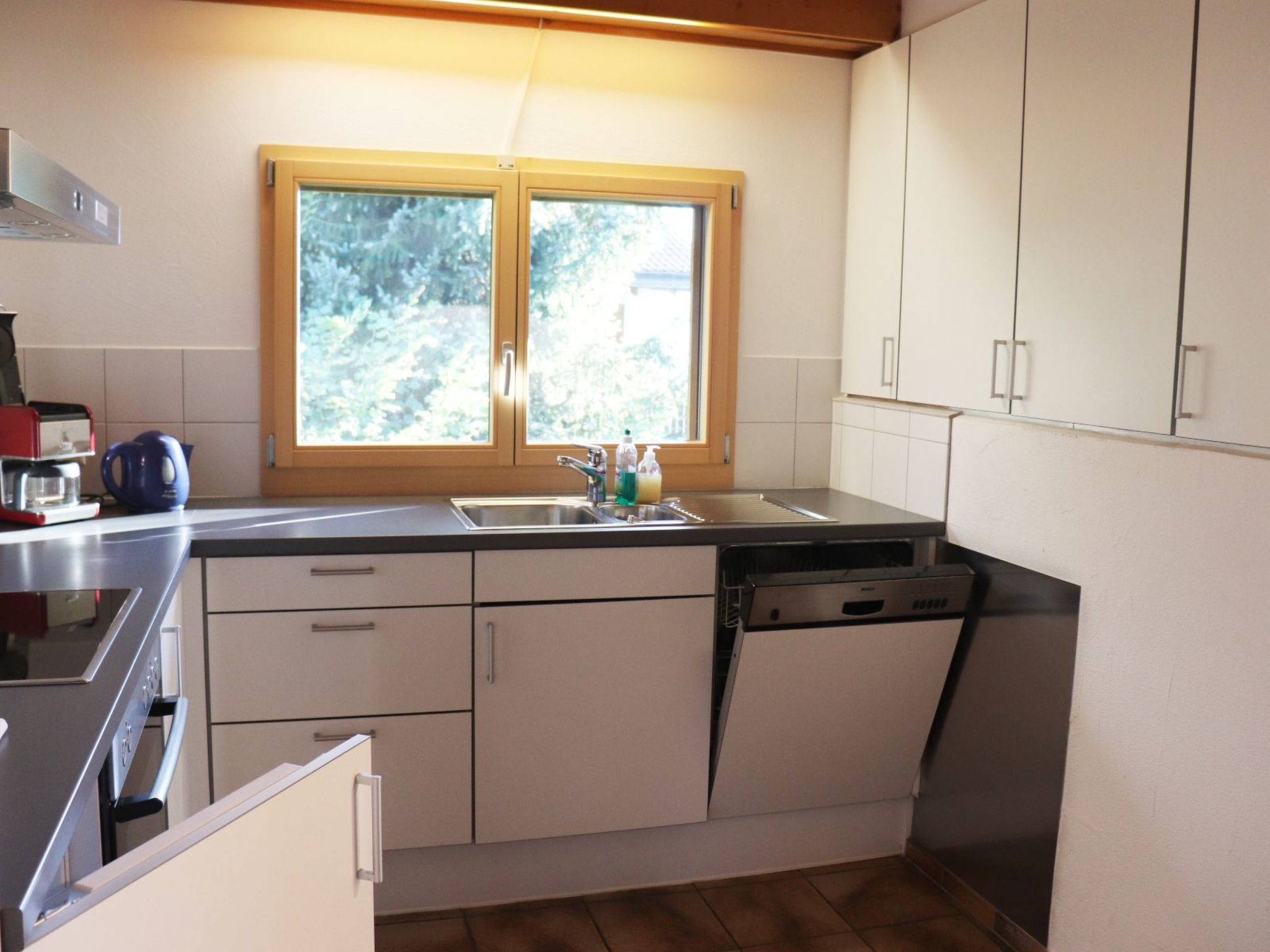 Appartement Ferienhaus Miramunt Günther, Waltensburg, (Waltensburg/Vuorz), 58000B – Cuisine et coin repas, photo 13 sur 23