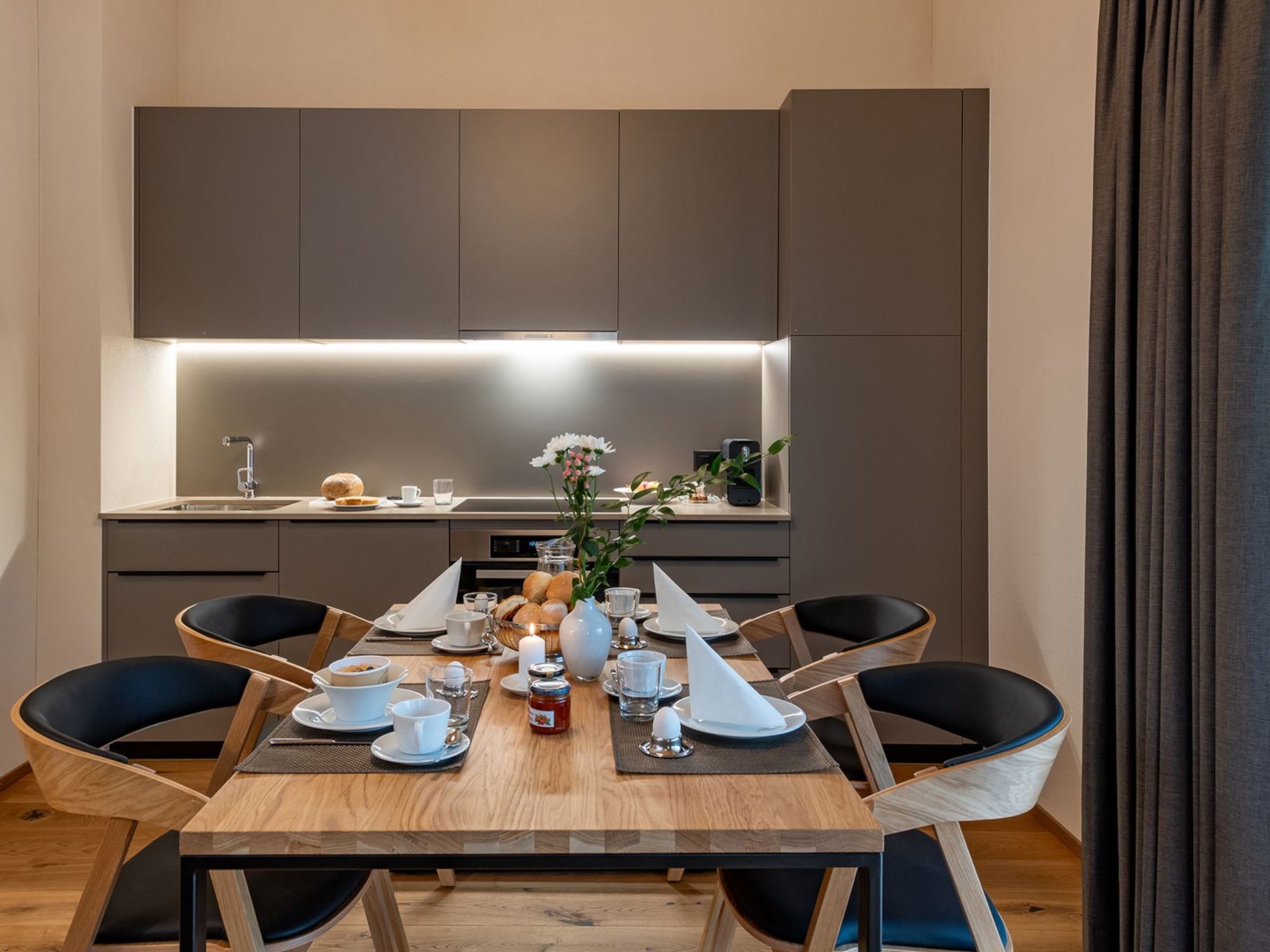 Appartement Pradas Resort Brigels, (Breil/Brigels), 65055B – Cuisine et coin repas, photo 11 sur 45