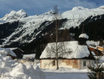 Compact bergappartement aan skipiste in Breil/Brigels - thumbnail 2