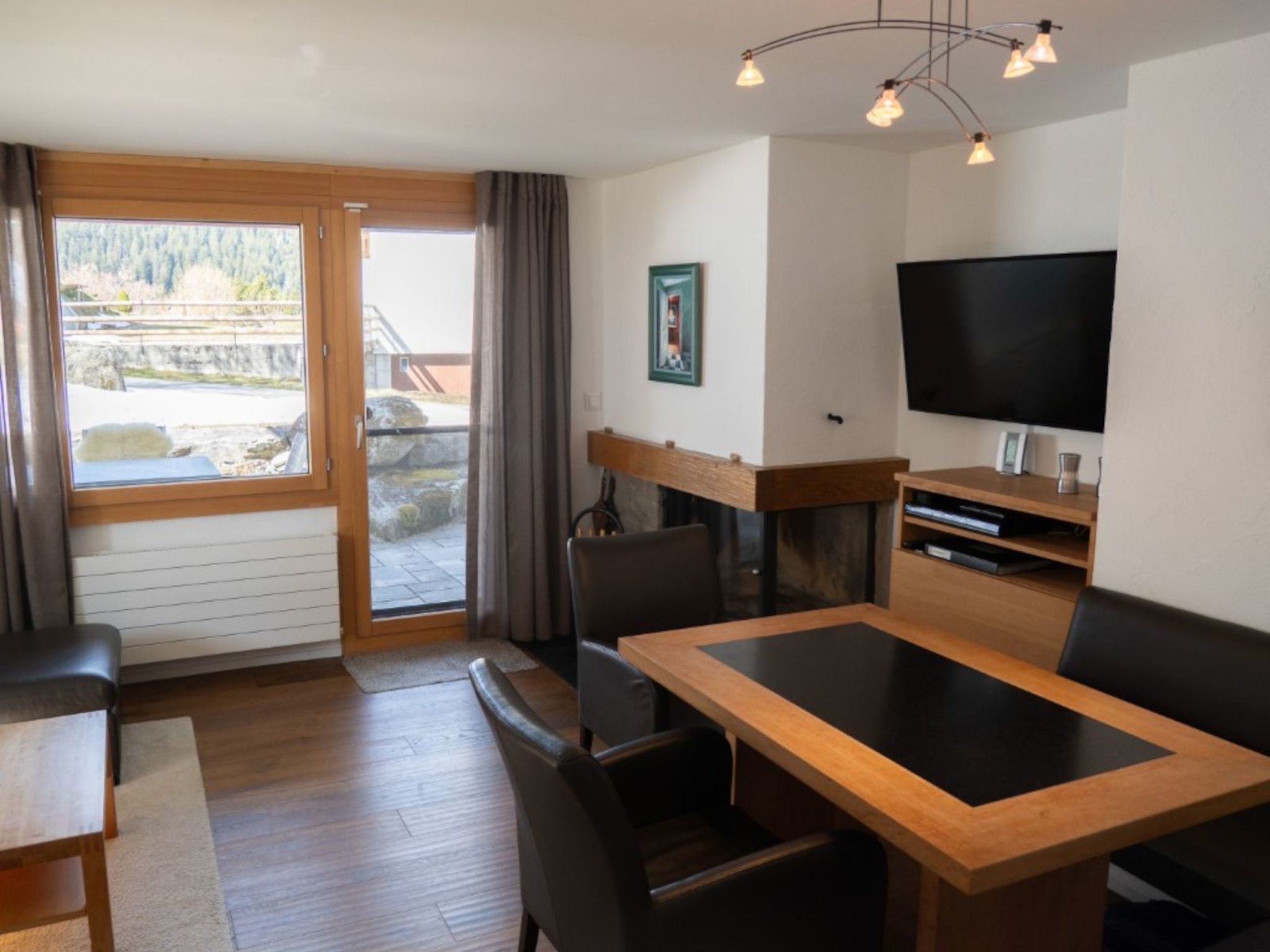 Appartement Casa Sogn Giacun Guyet Brigels, (Breil/Brigels), 65035B – Cuisine et coin repas, photo 9 sur 28